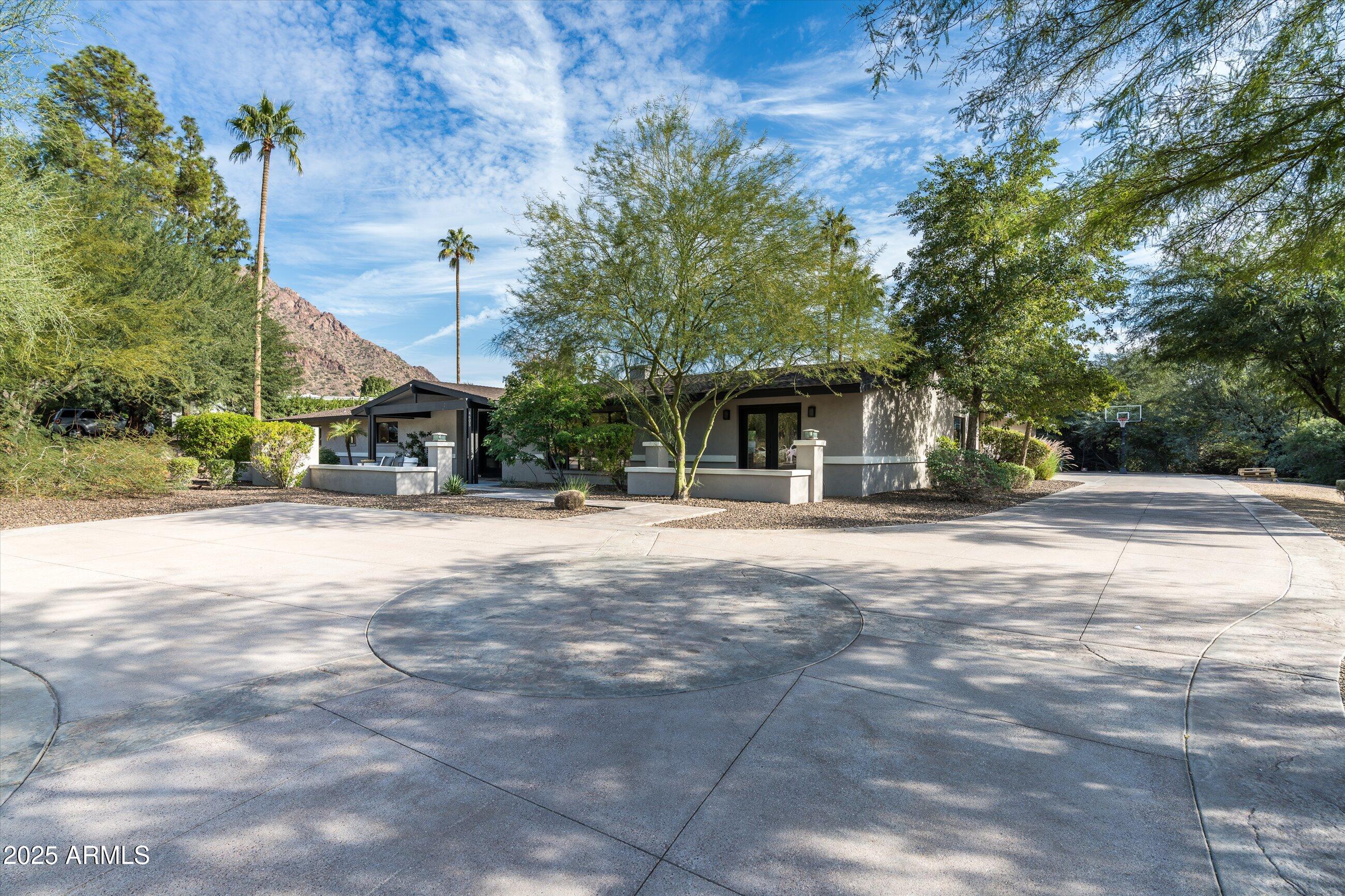 CAMELBACK SIERRA - Residential