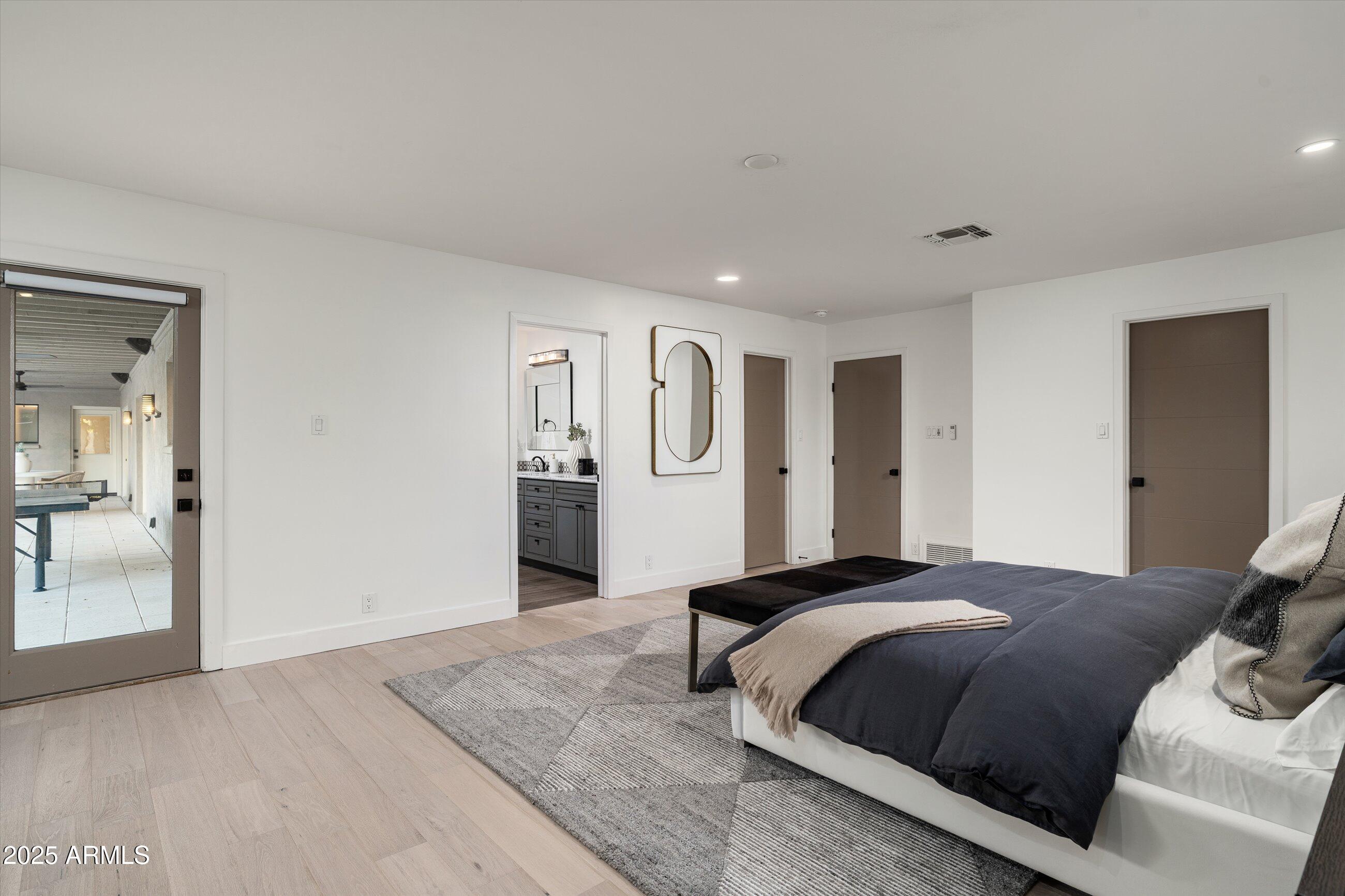 CAMELBACK SIERRA - Residential