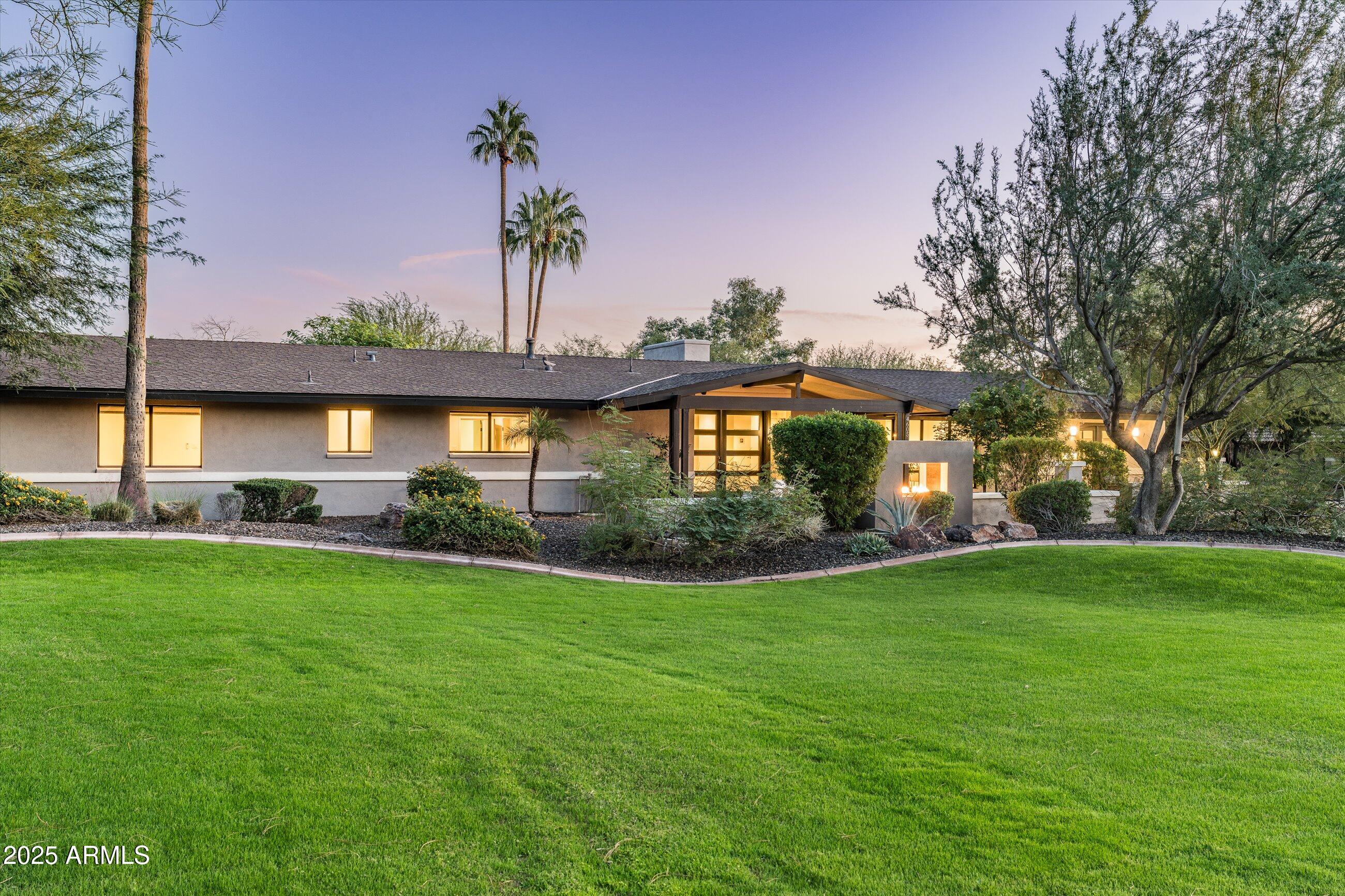 CAMELBACK SIERRA - Residential