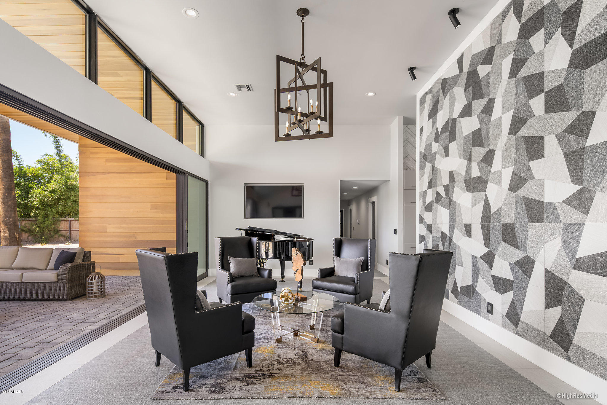 RANCHOS CHIQUITO - Residential