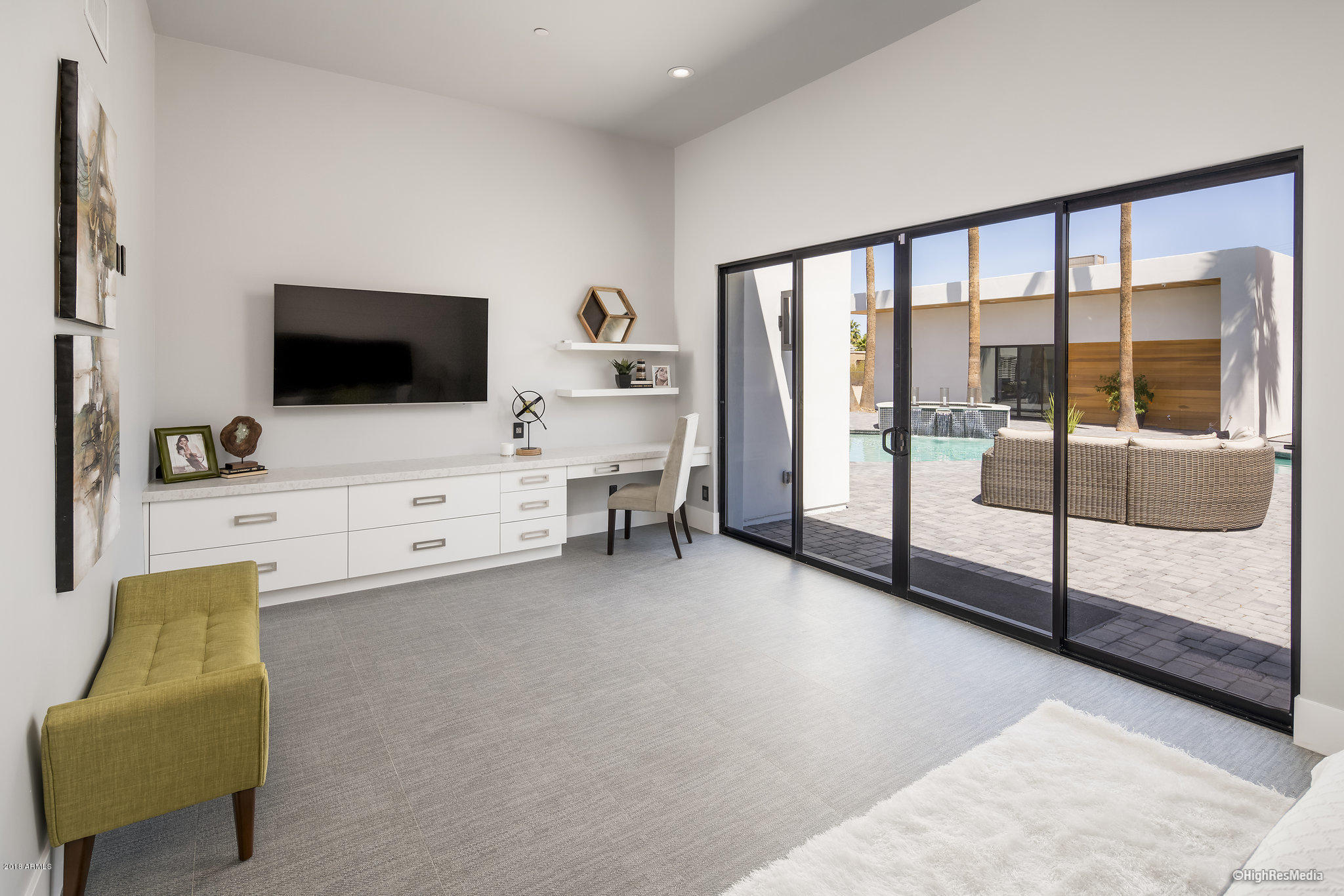 RANCHOS CHIQUITO - Residential