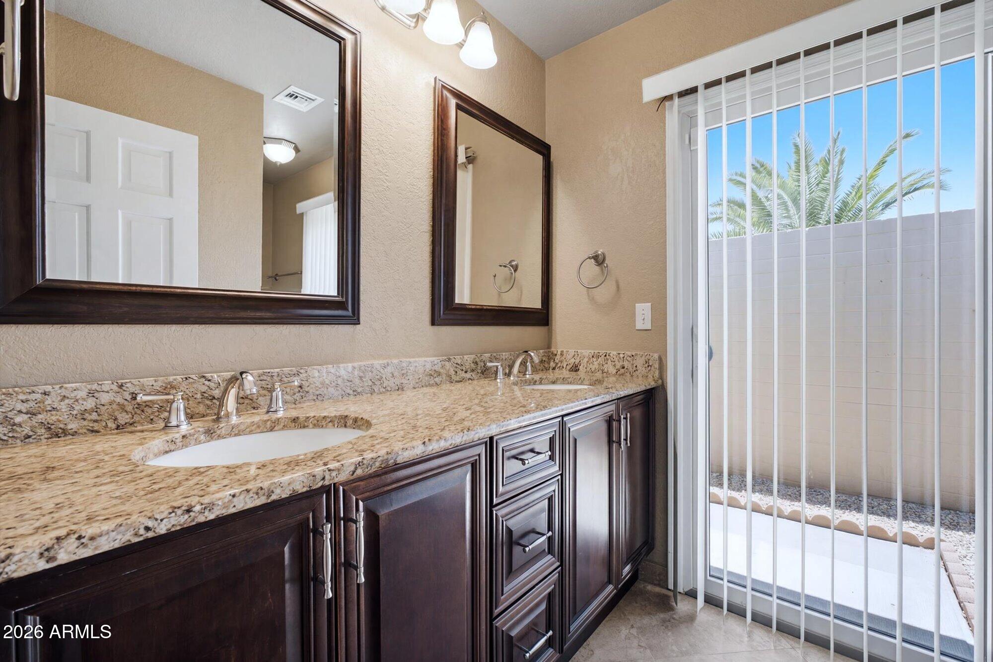LA PAZ AT DESERT SPRINGS UNIT 3 - Residential