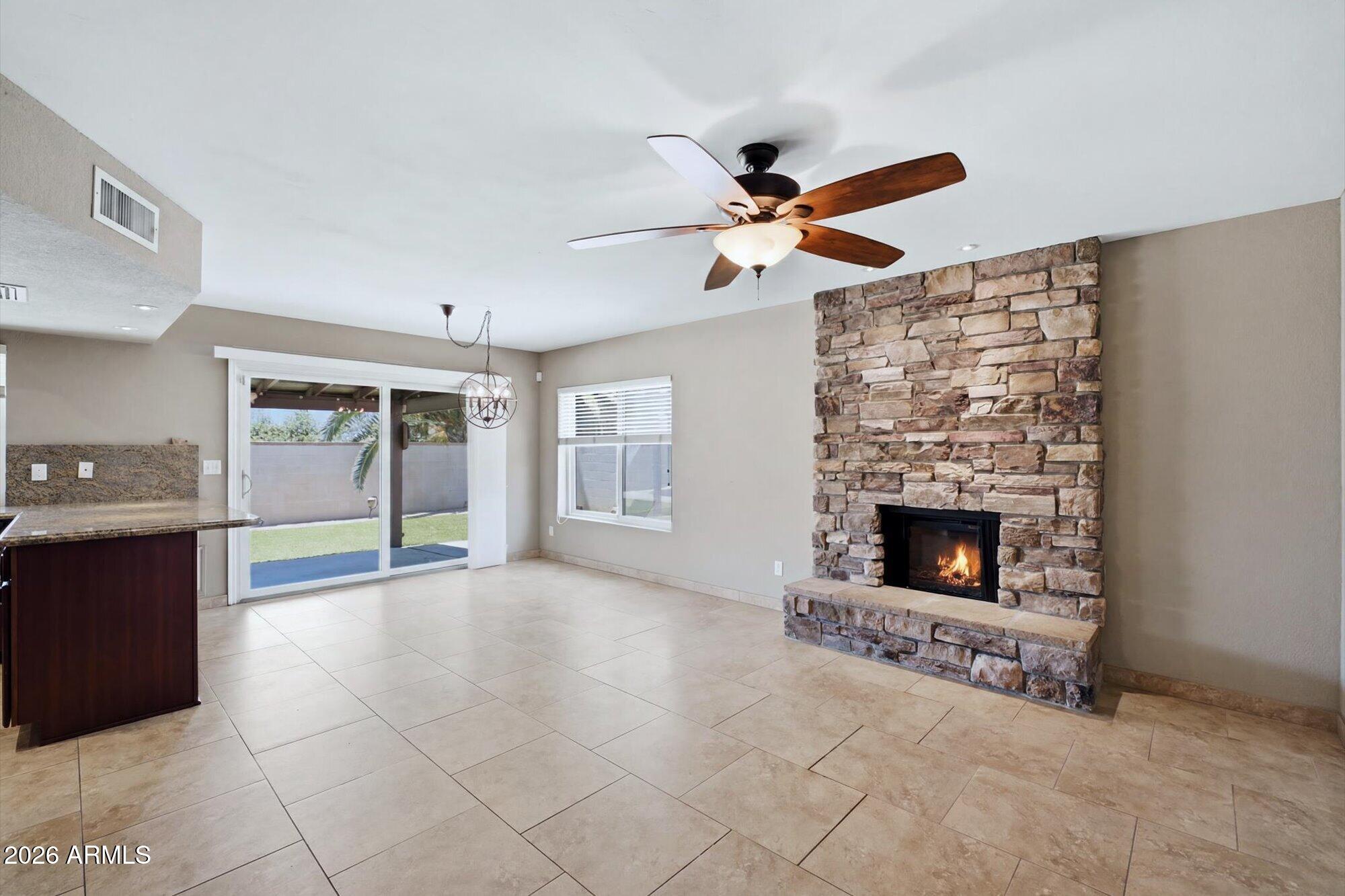 LA PAZ AT DESERT SPRINGS UNIT 3 - Residential