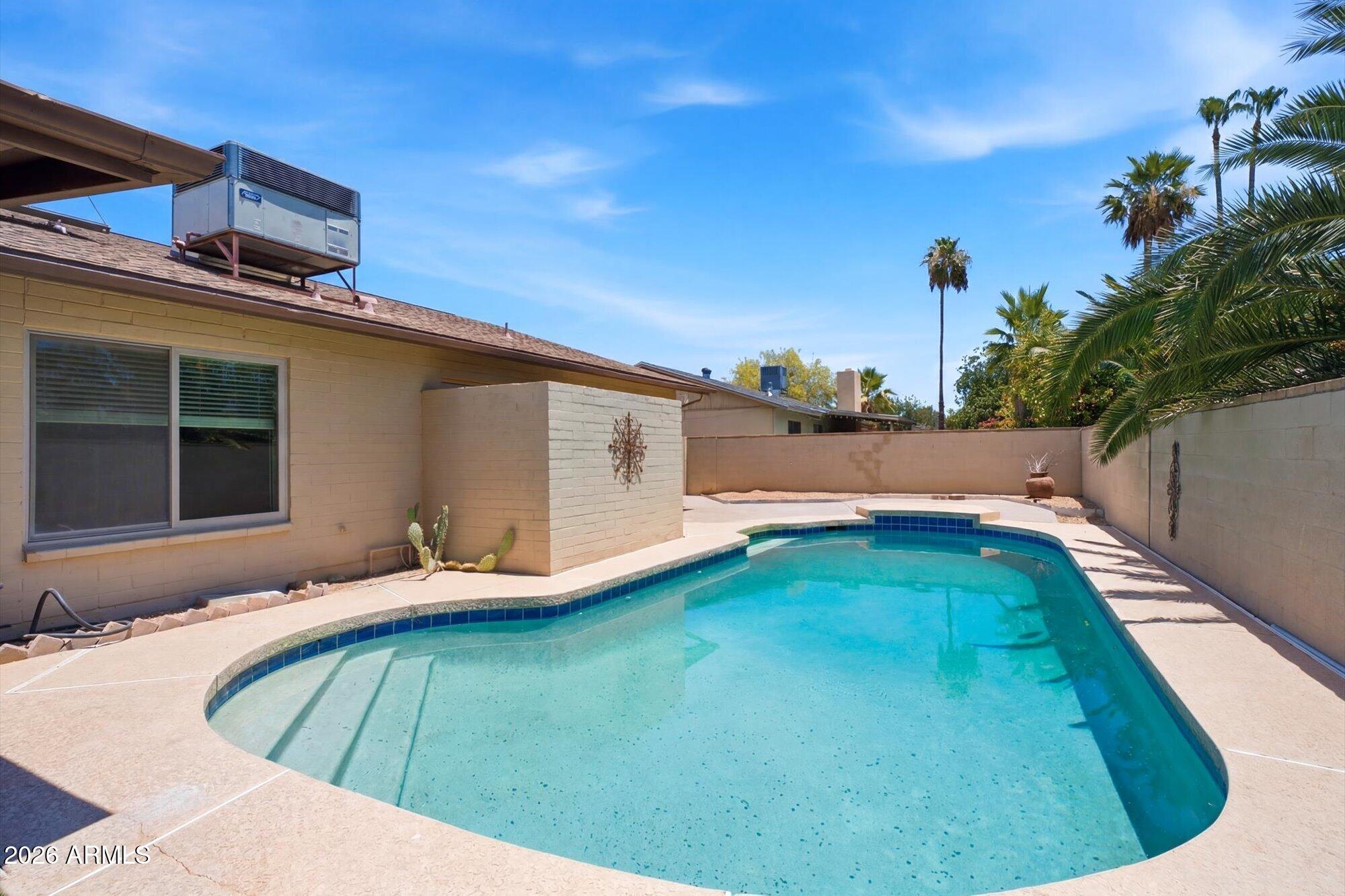 LA PAZ AT DESERT SPRINGS UNIT 3 - Residential