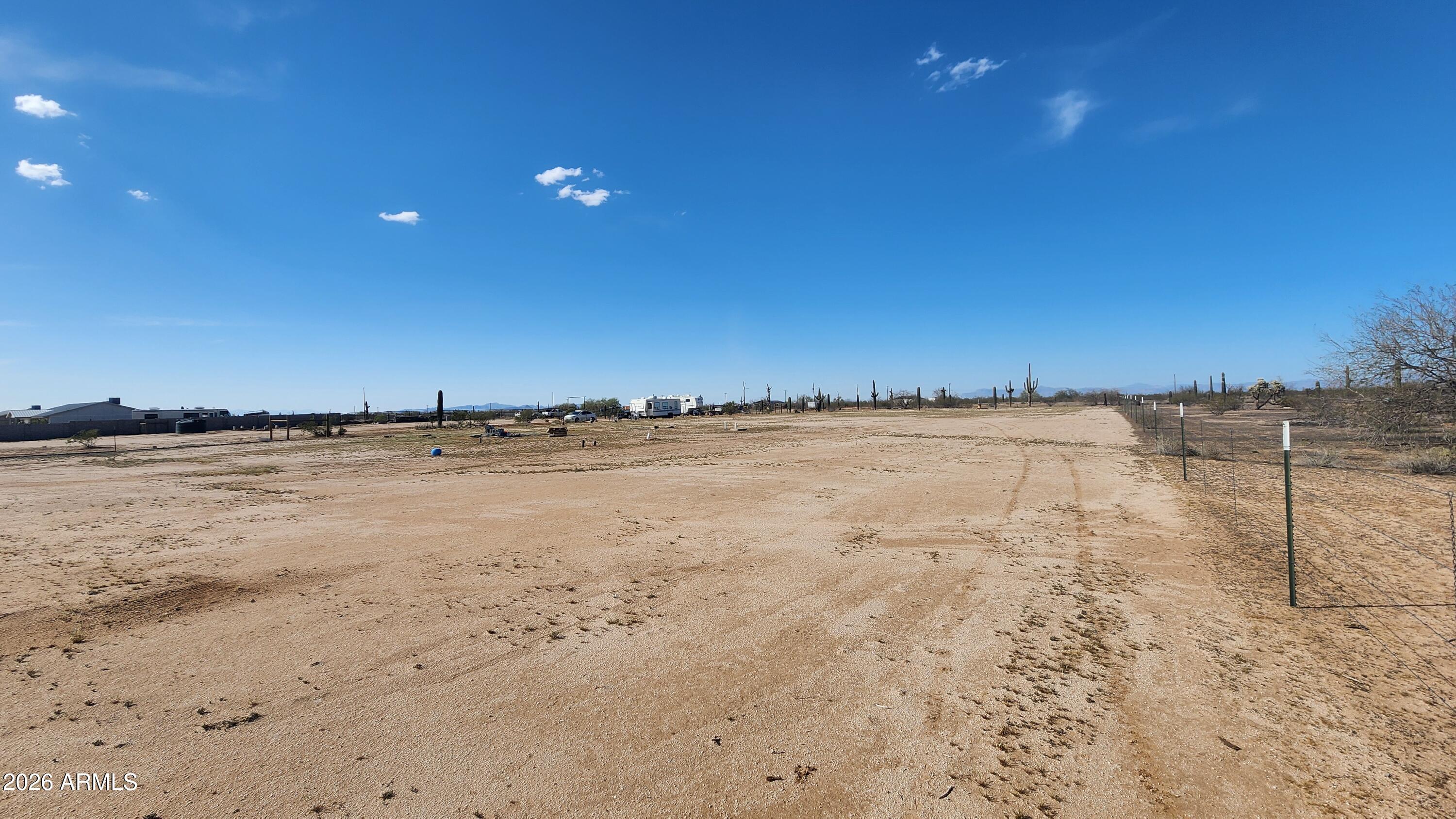 1.25-acre property located in Historic Florence Arizona. Enjoy the beautiful sunrise & sunsets of the Sonoran Desert. There is room to roam and No HOA, bring your ATV, RV, horses, and more! Property is zoned General Rural.

Seller has never used Septic system; seller cut and capped it just after
purchasing land. Buyer to verify all information