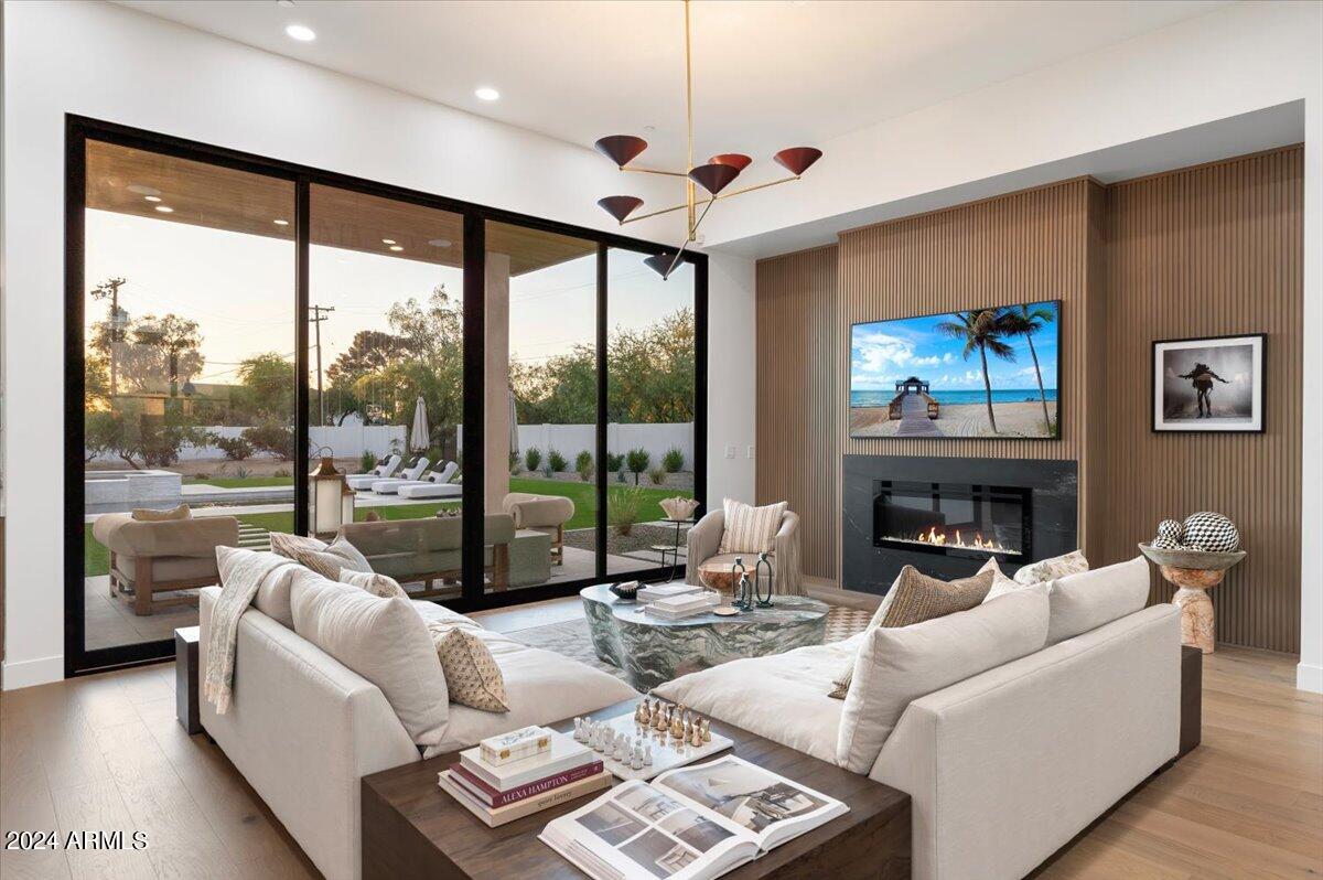 SUNDOWN RANCH ACRES - Residential
