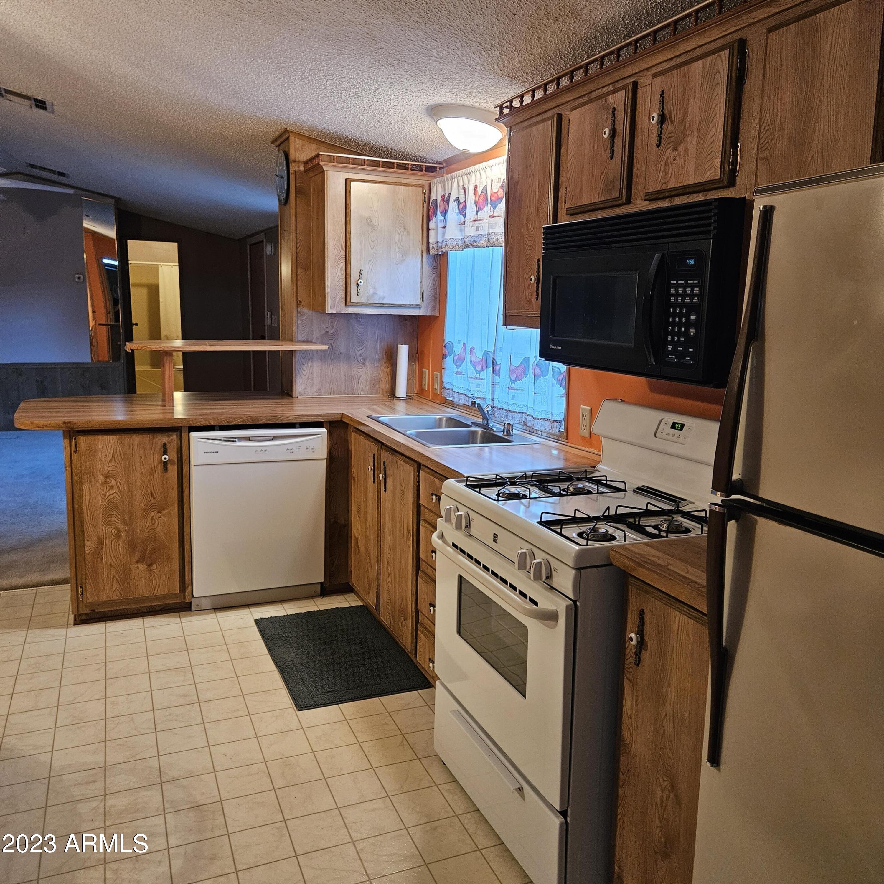 Sierra Vista Village - Residential