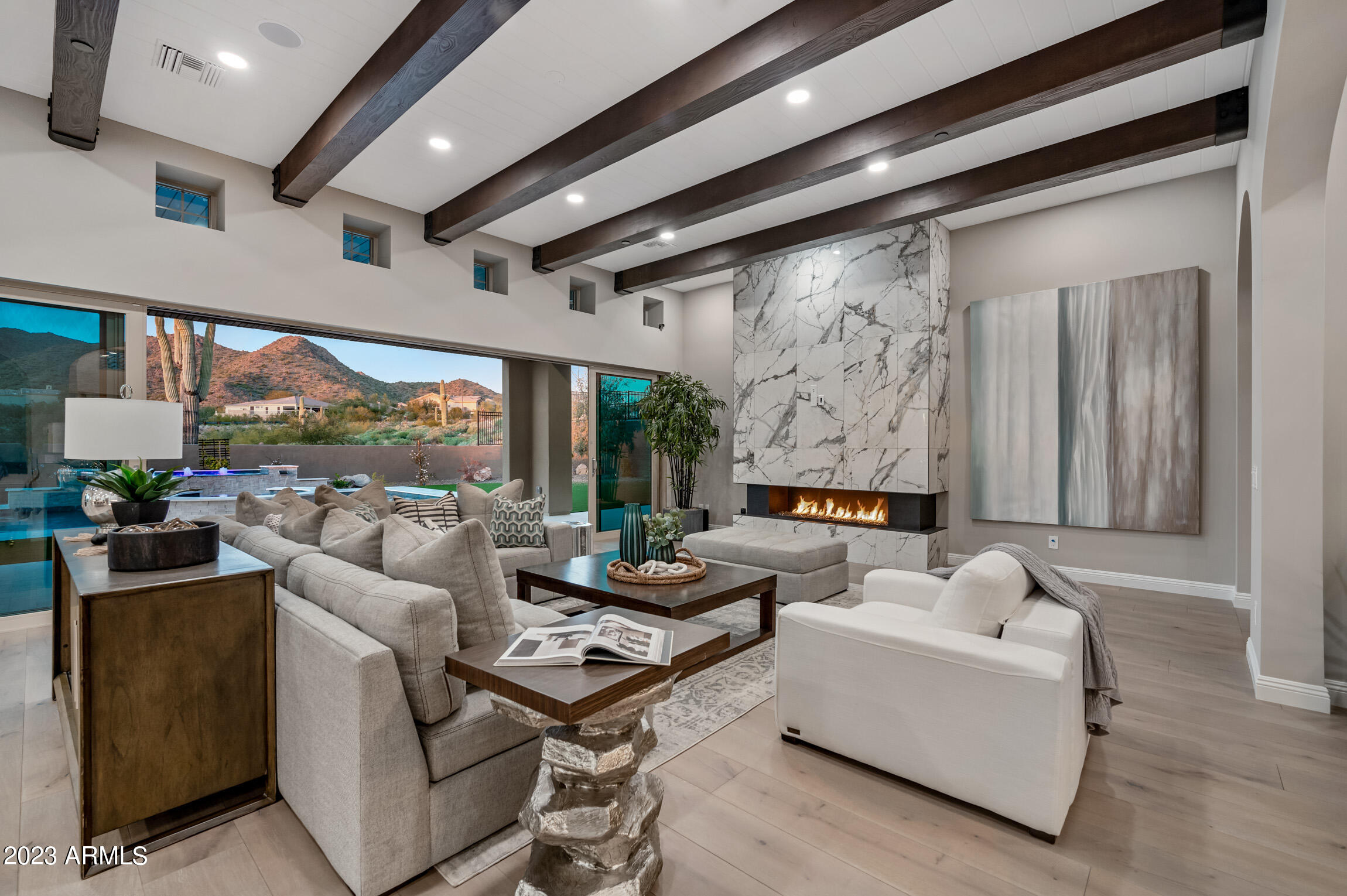 WHISPER RIDGE - Residential