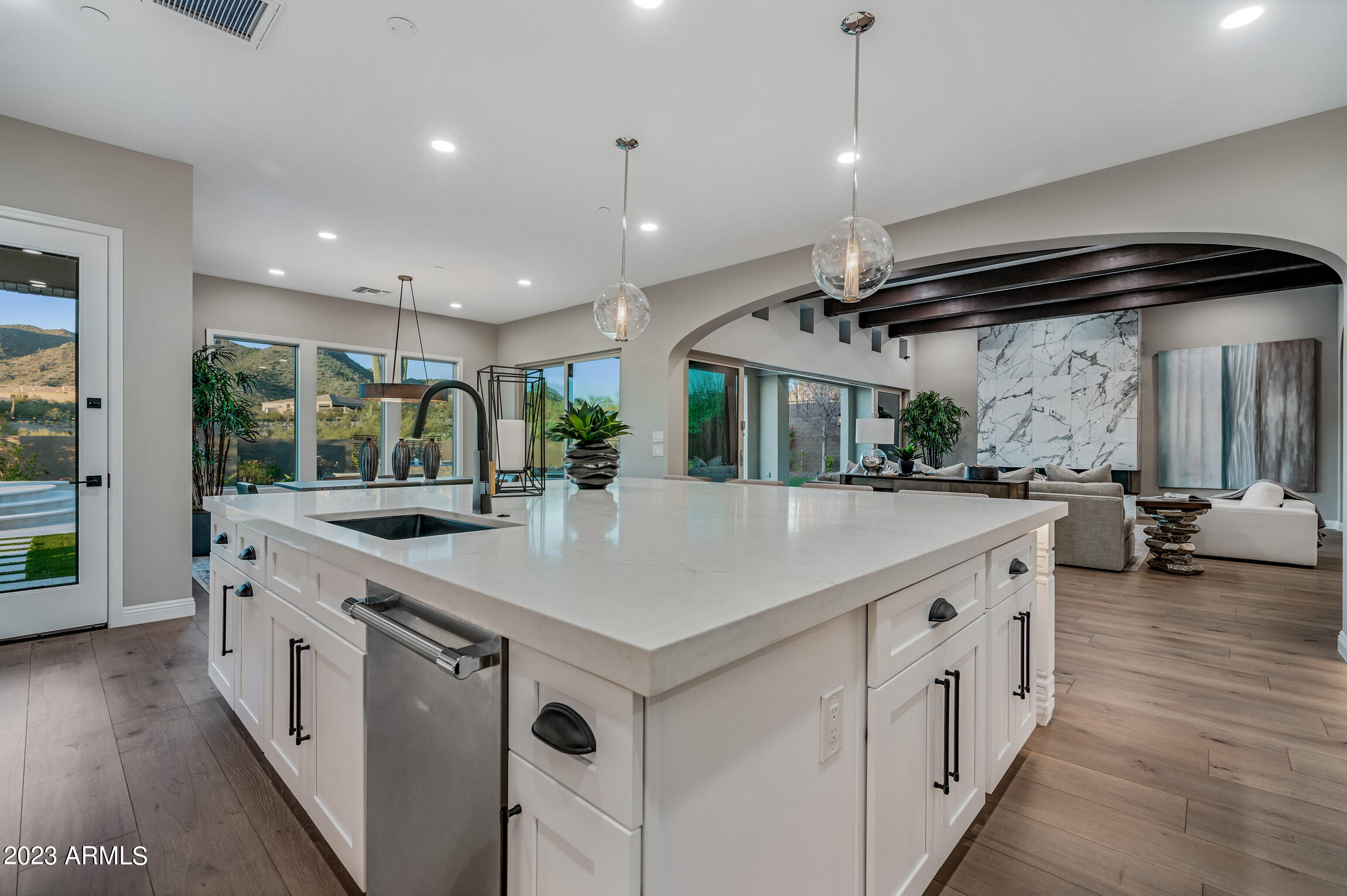 WHISPER RIDGE - Residential