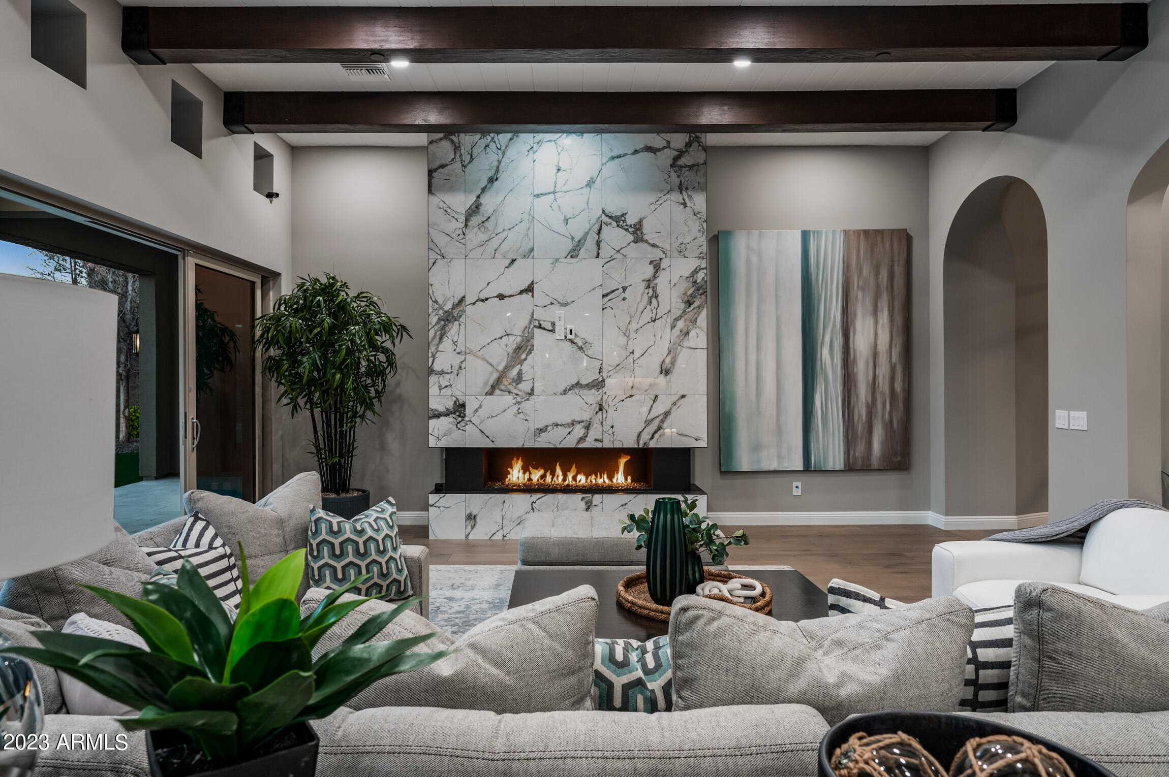 WHISPER RIDGE - Residential