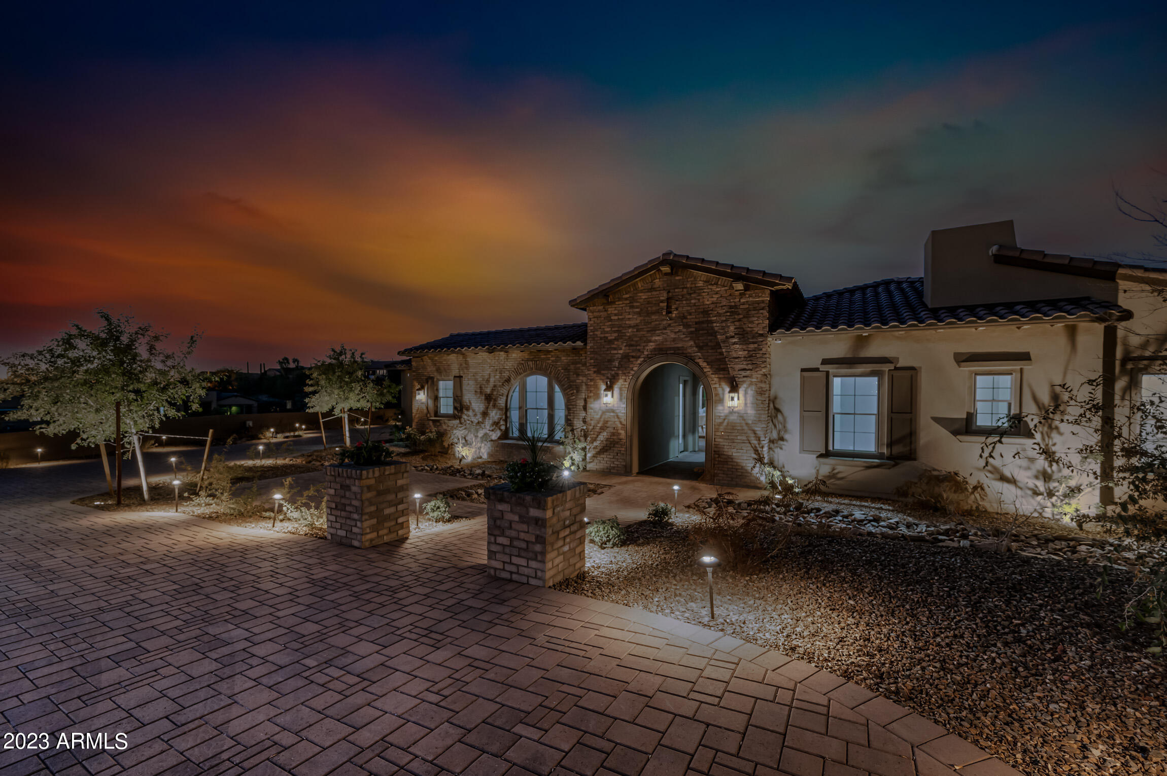 WHISPER RIDGE - Residential