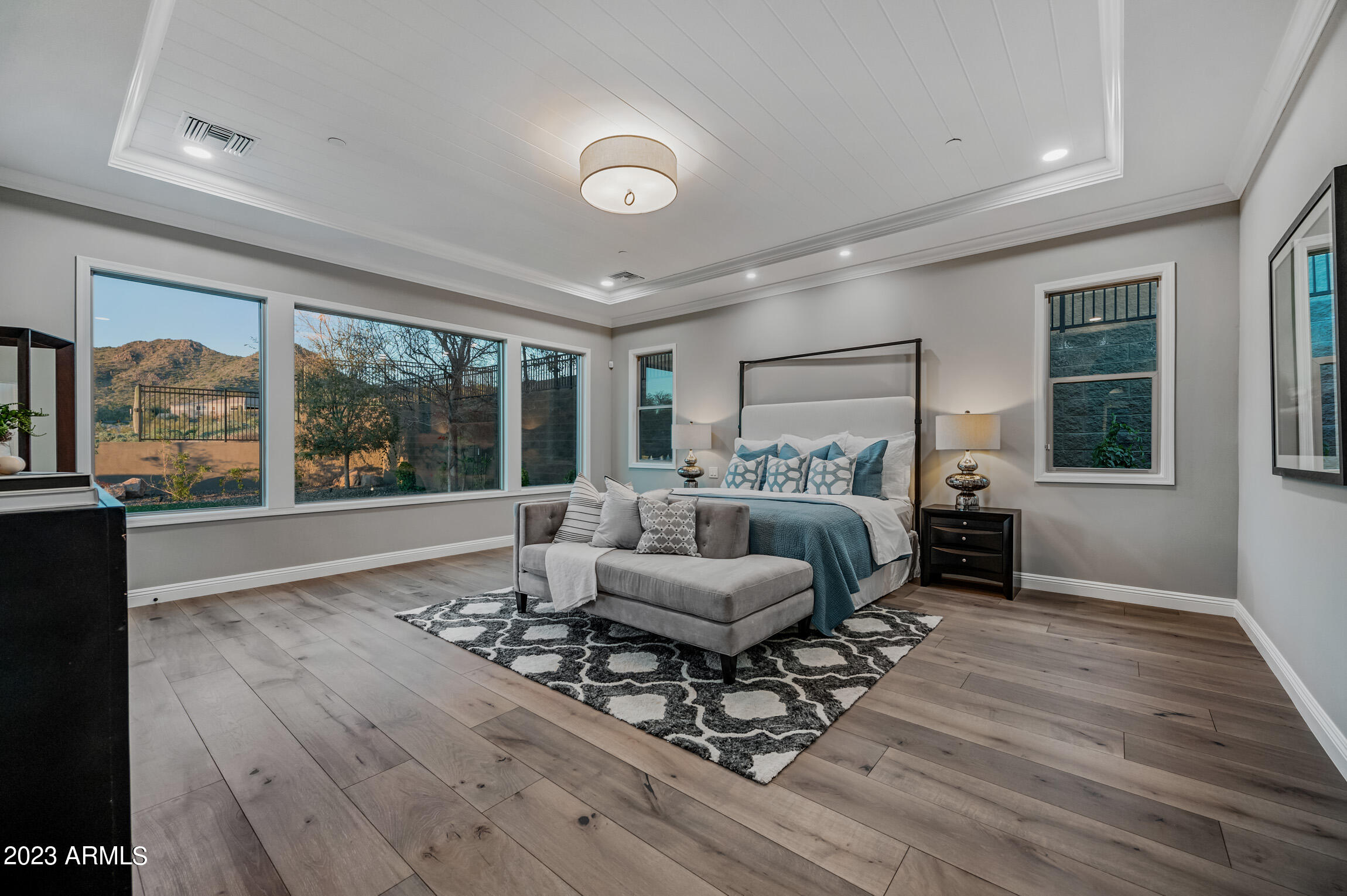 WHISPER RIDGE - Residential