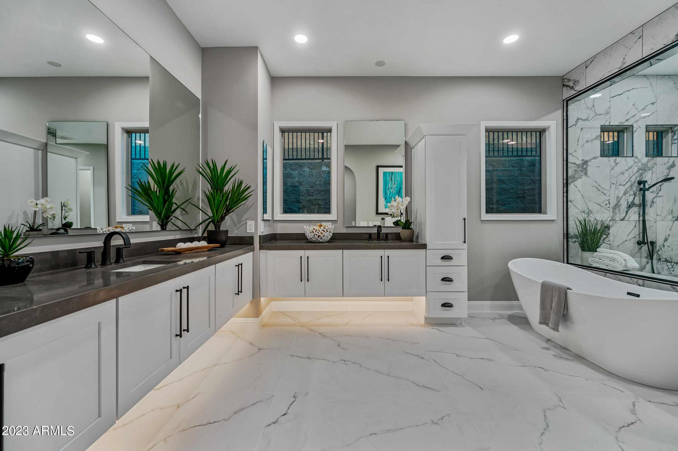 WHISPER RIDGE - Residential