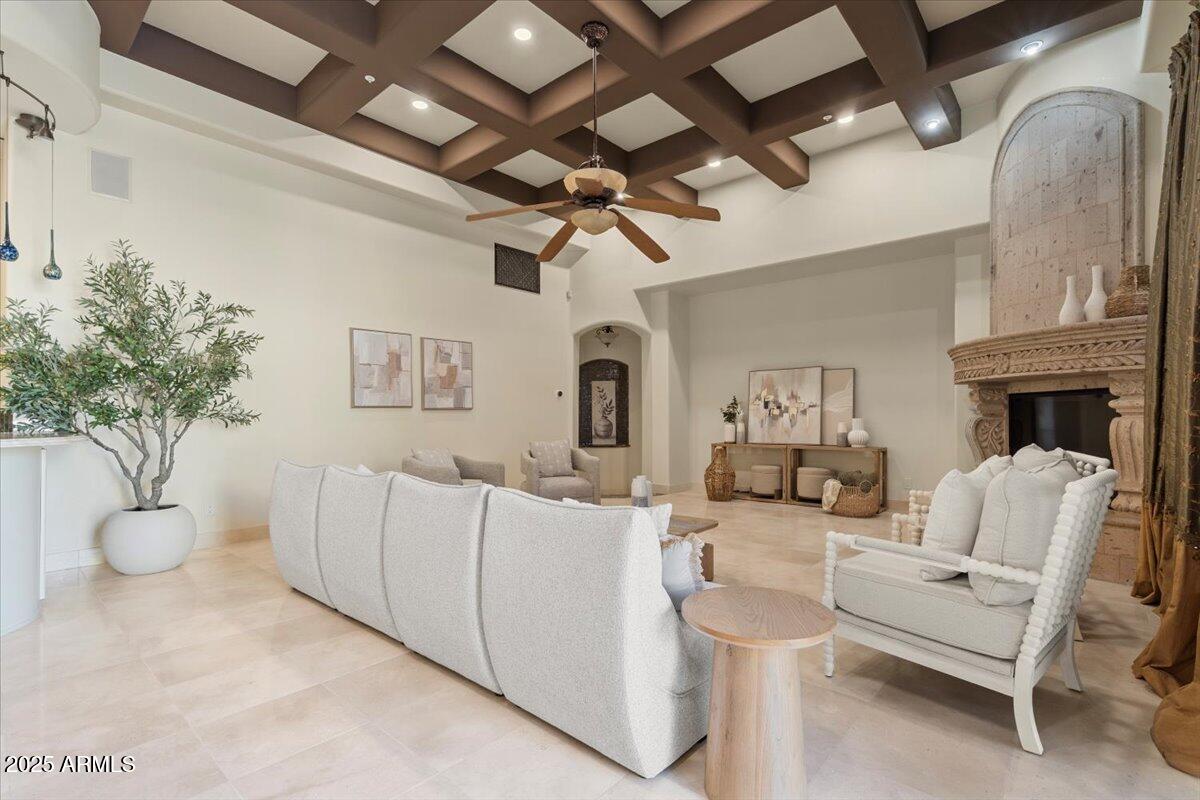 LAS SENDAS - Residential