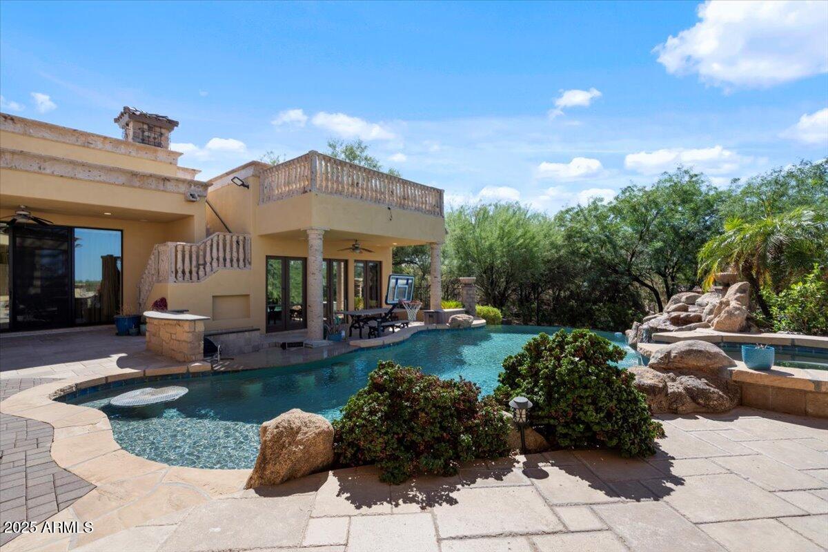 LAS SENDAS - Residential