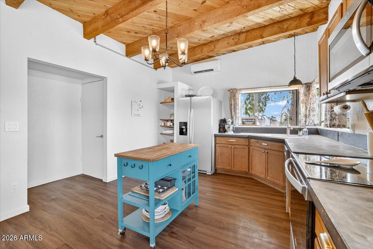 M&B - Residential