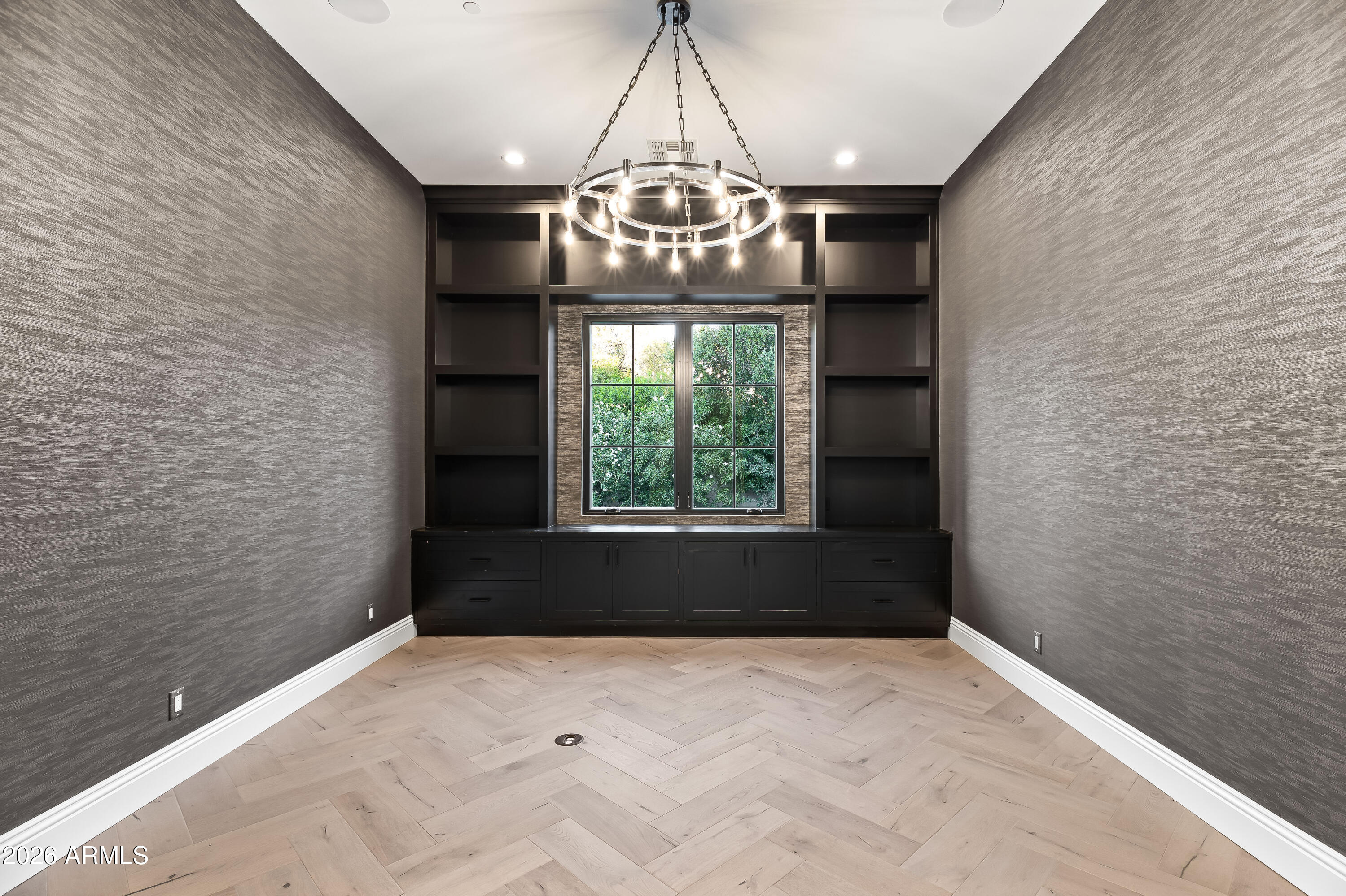 DOUBLE TREE ACRES 2 LOTS 19 THRU 33 - Residential