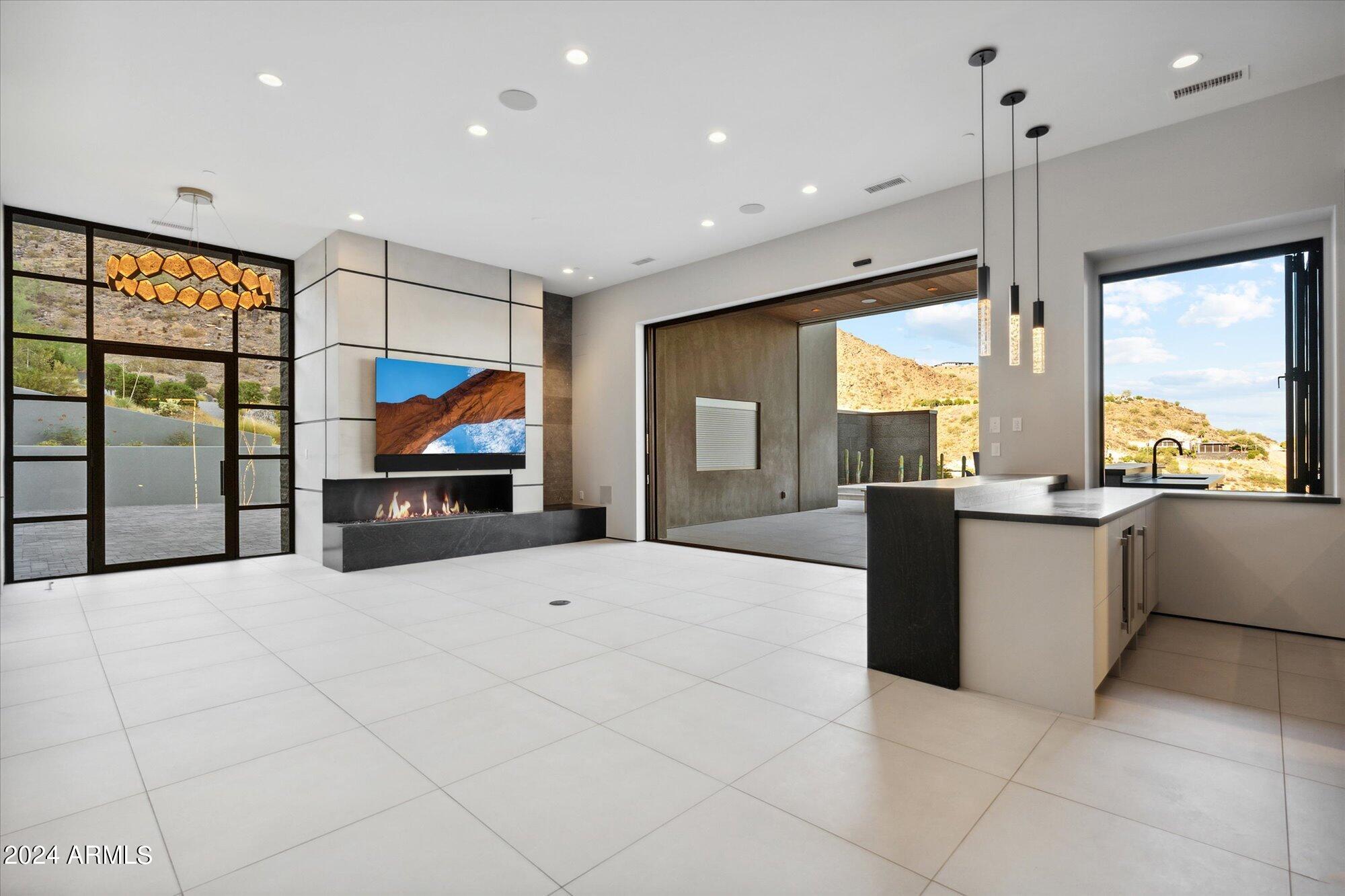 PARADISE RESERVE - Residential