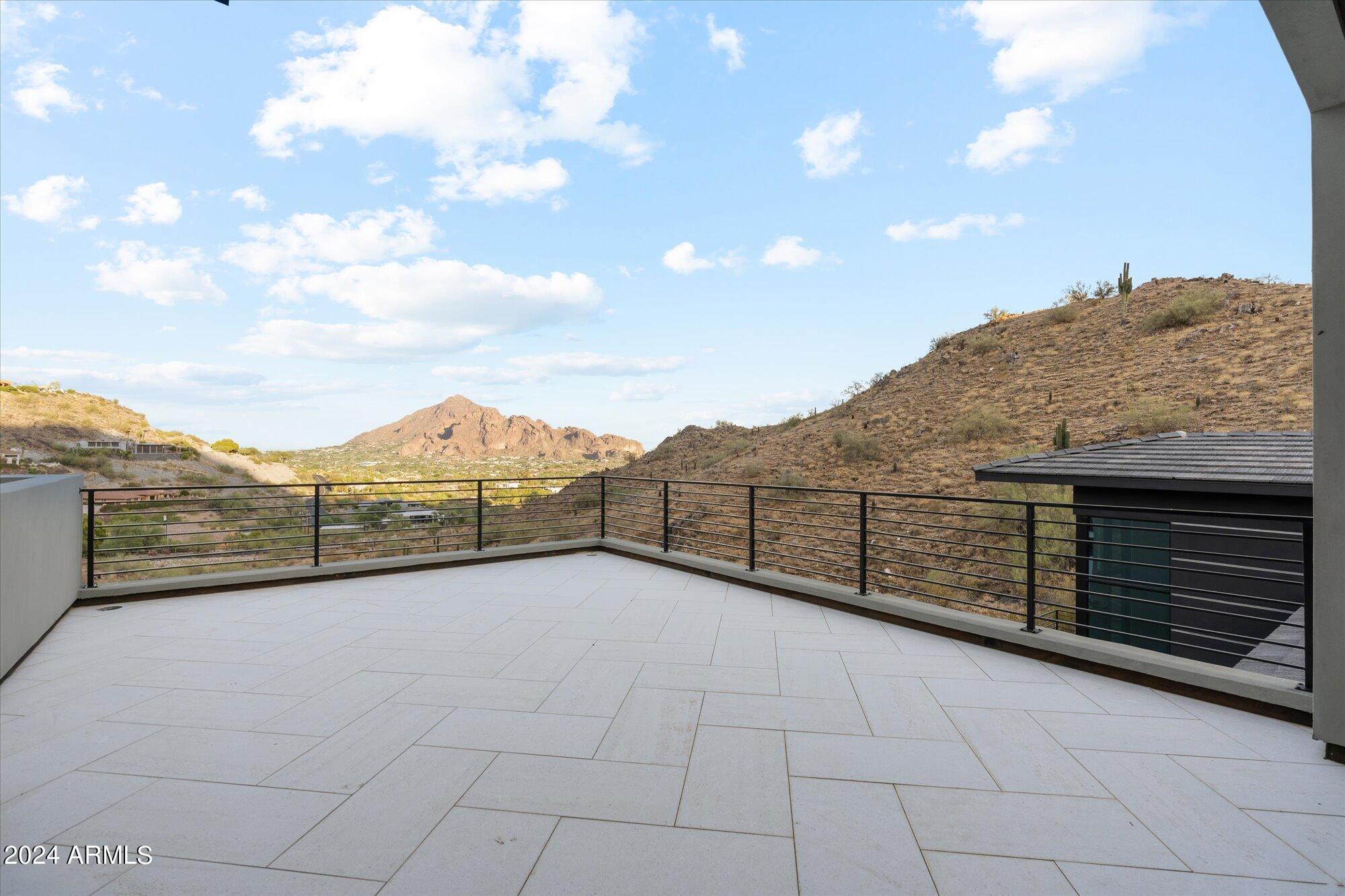 PARADISE RESERVE - Residential