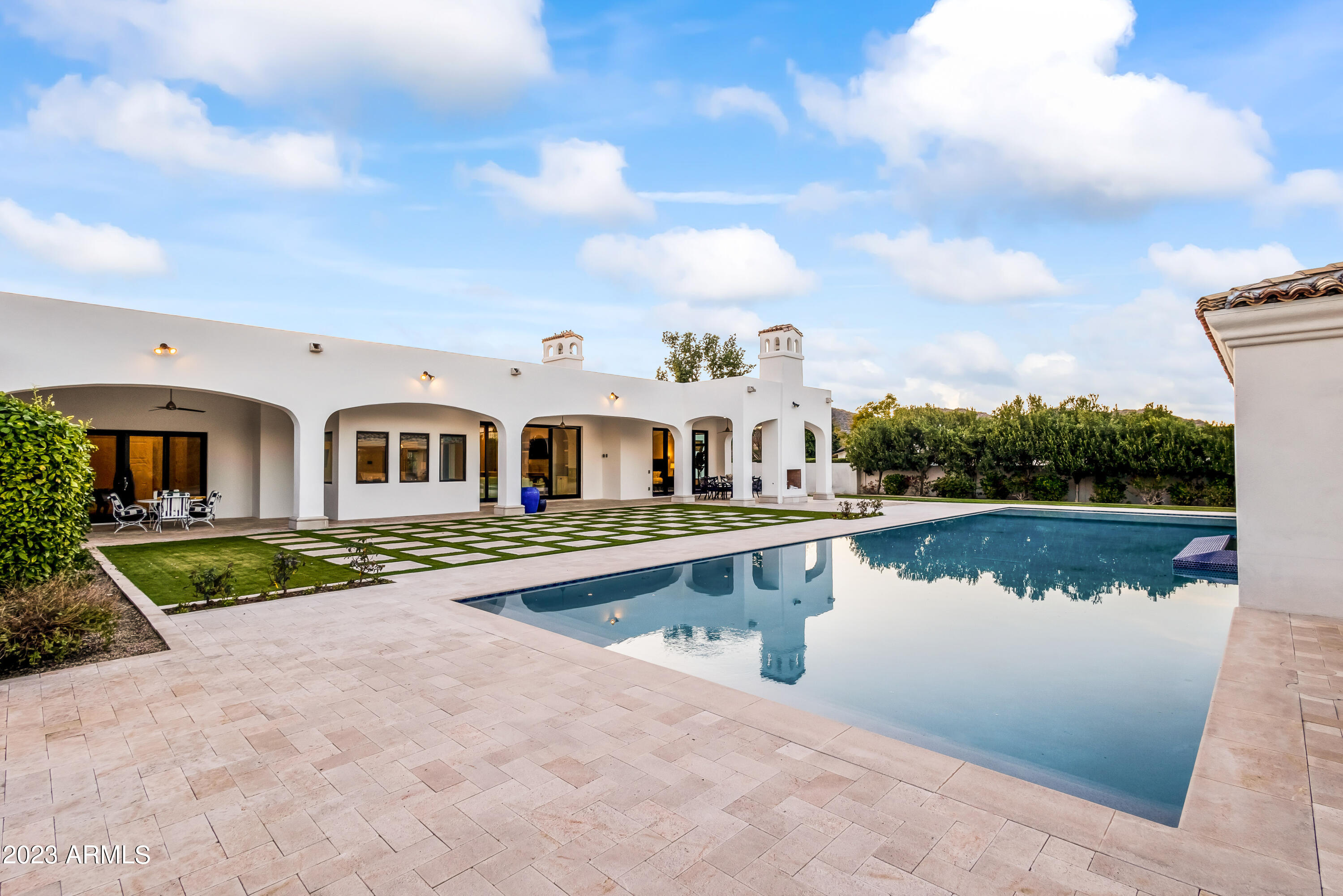 GROSSE POINTE HIGHLANDS - Residential