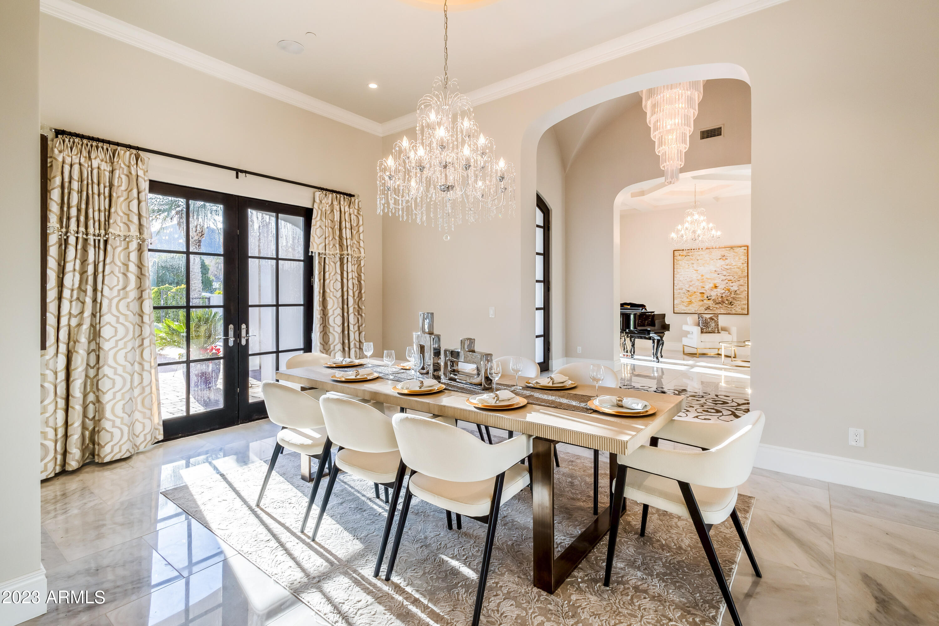GROSSE POINTE HIGHLANDS - Residential