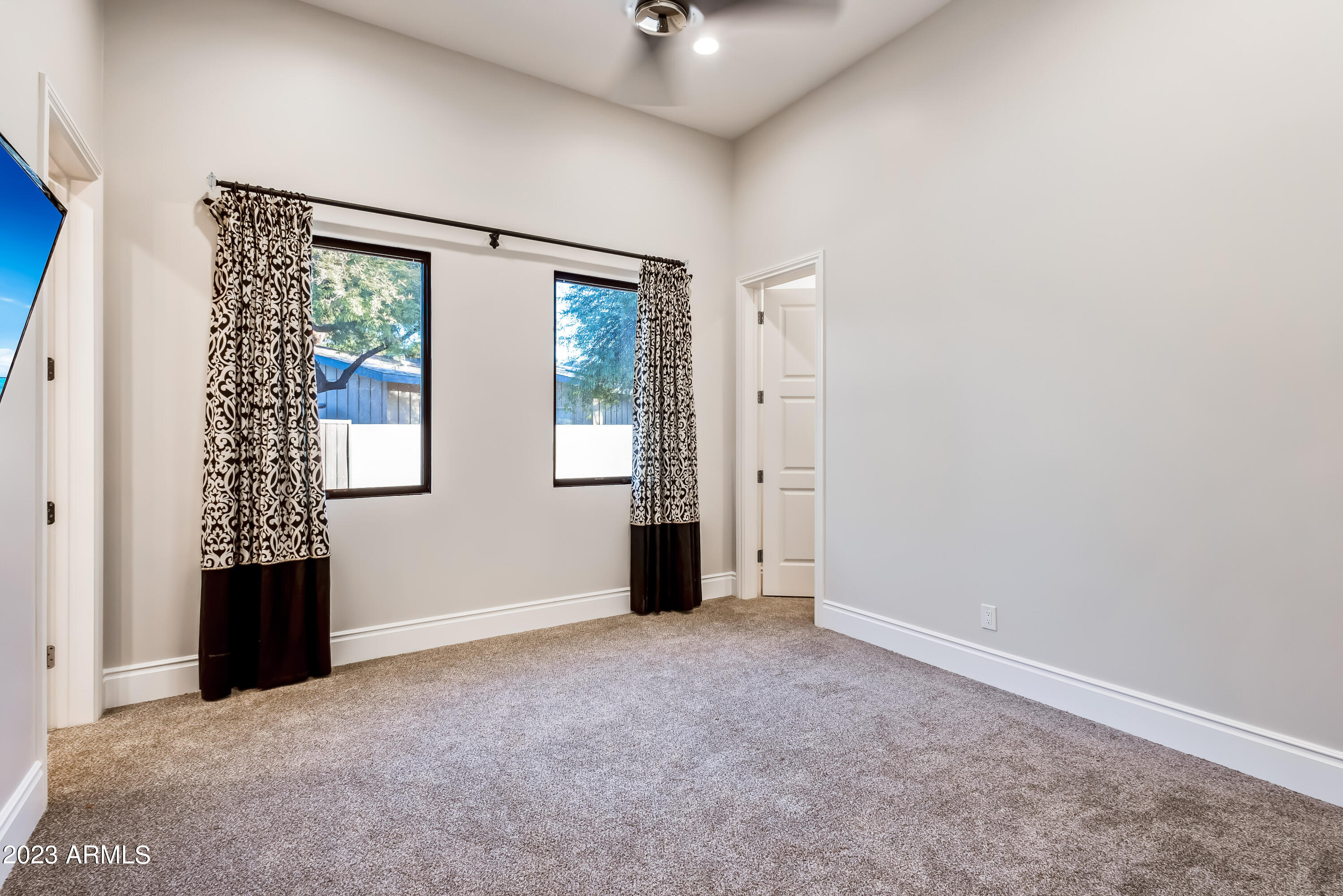 GROSSE POINTE HIGHLANDS - Residential