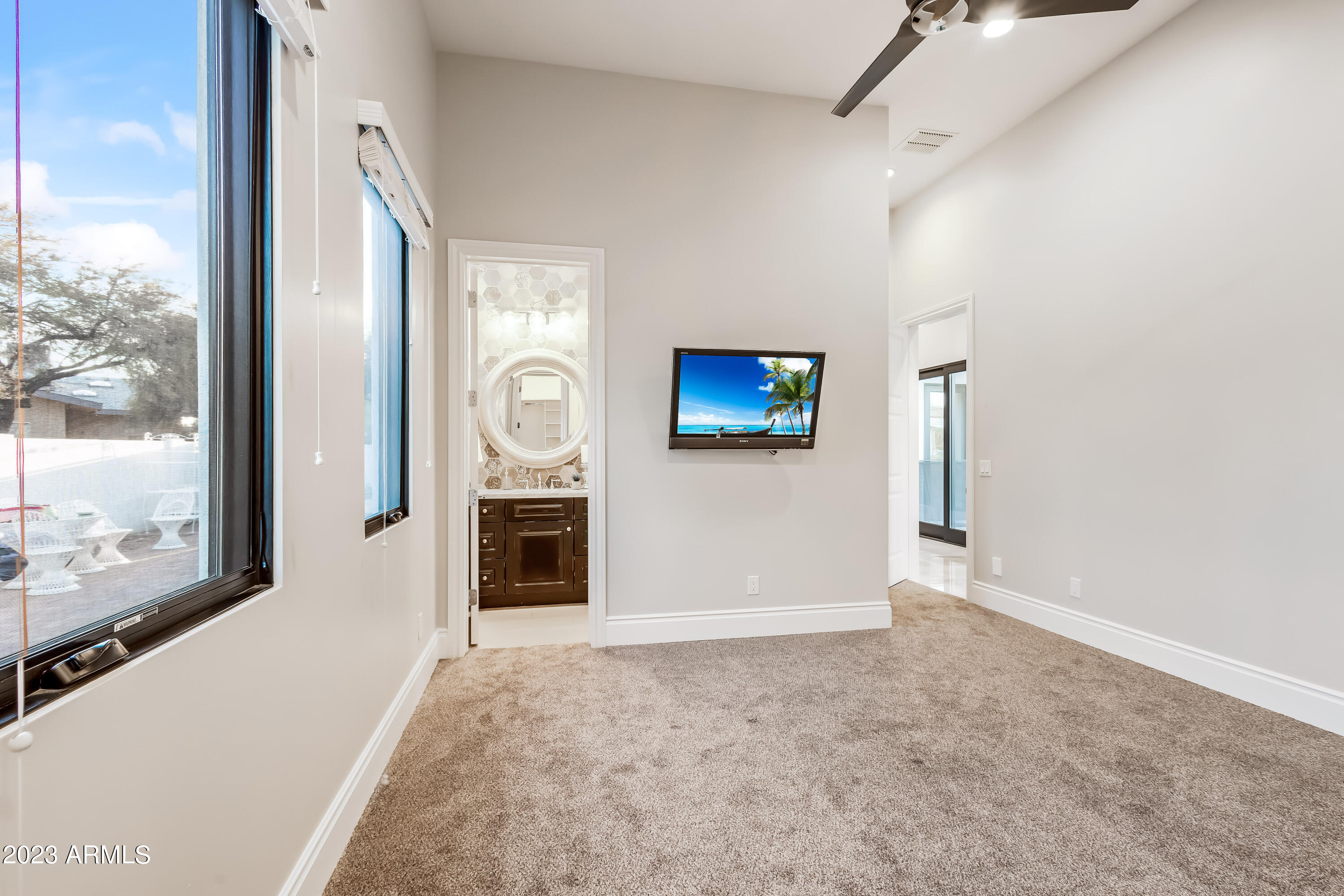 GROSSE POINTE HIGHLANDS - Residential