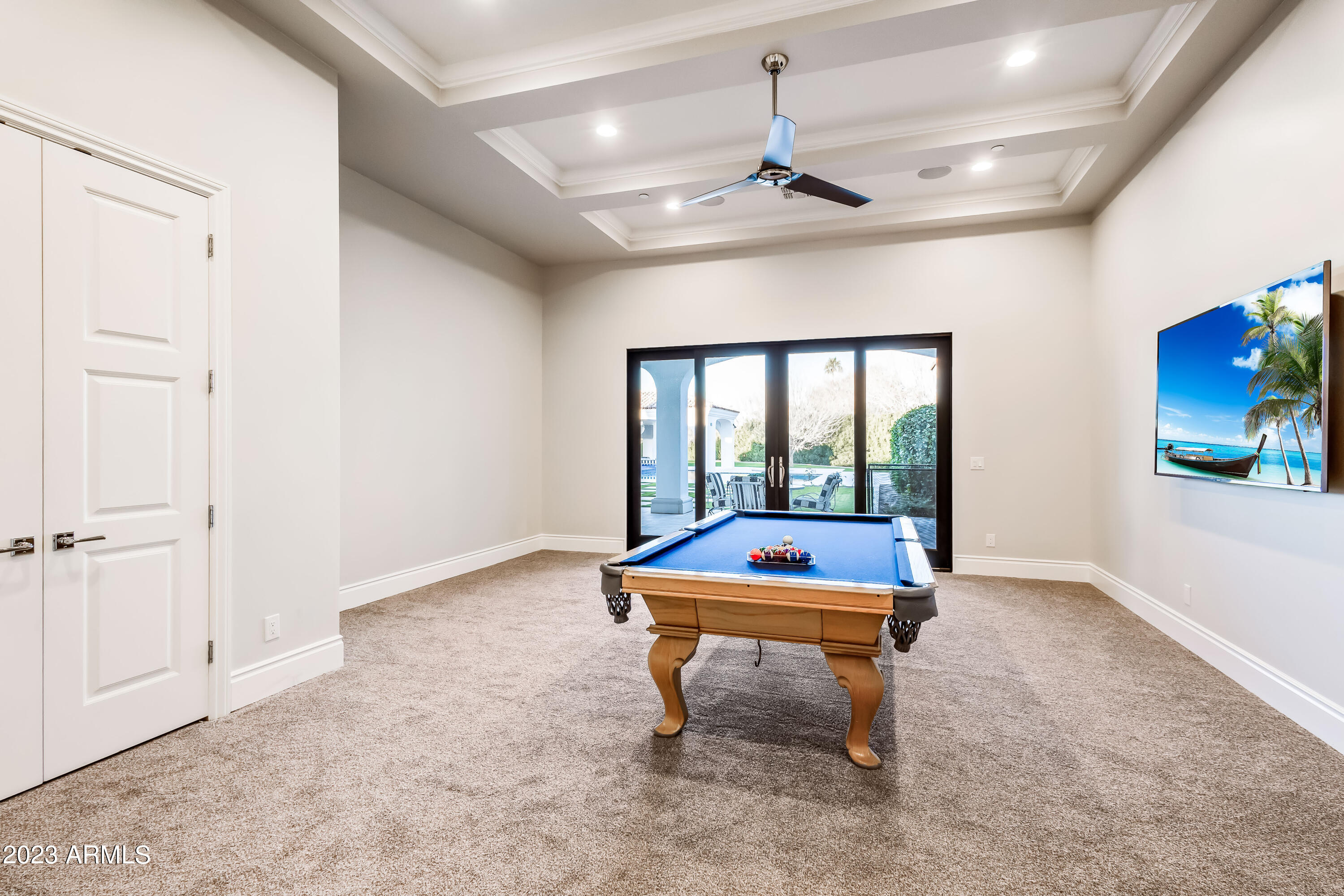 GROSSE POINTE HIGHLANDS - Residential