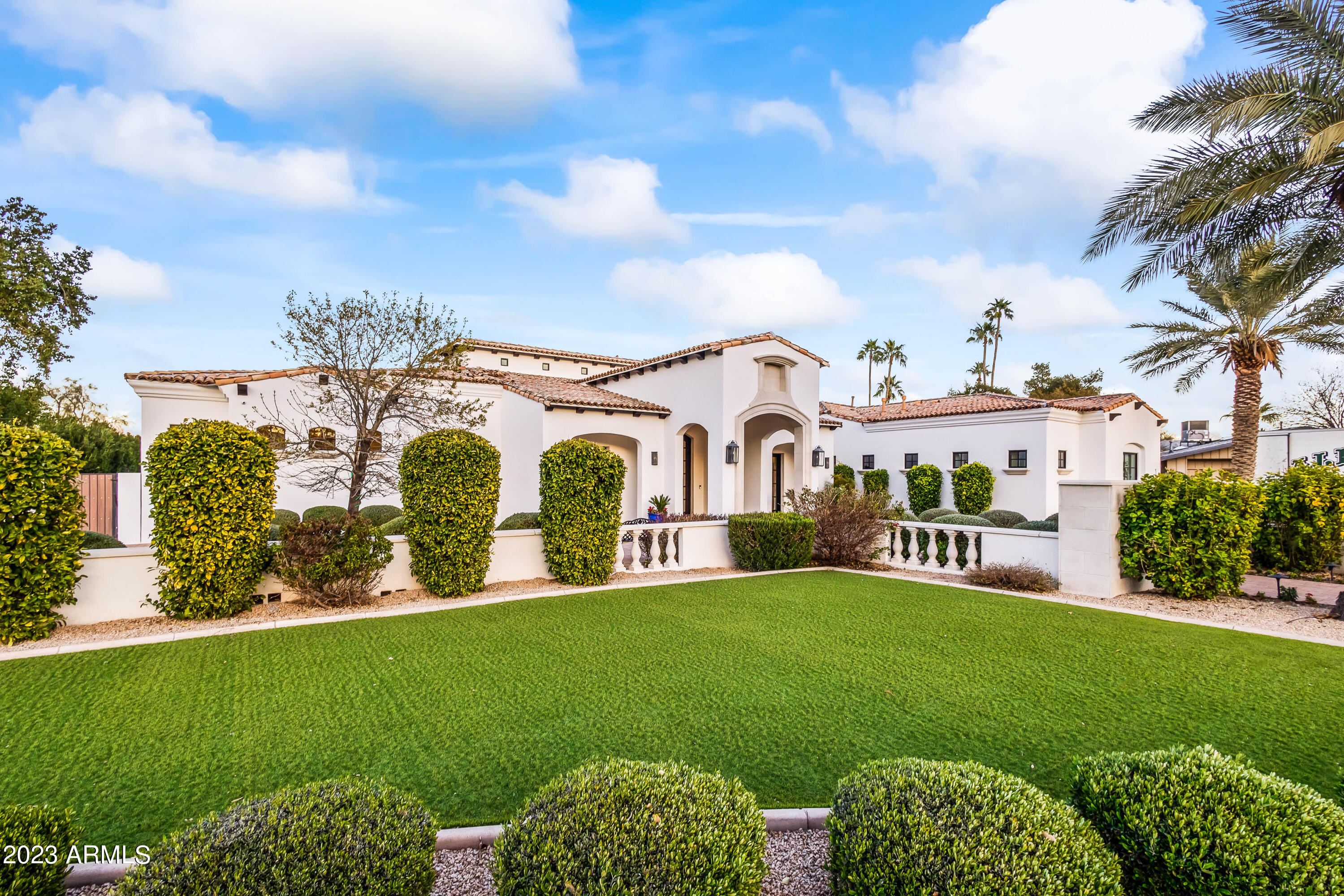 GROSSE POINTE HIGHLANDS - Residential