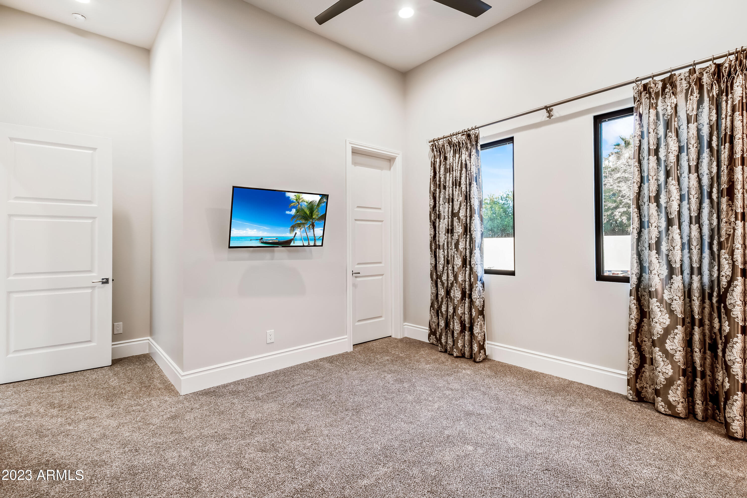 GROSSE POINTE HIGHLANDS - Residential