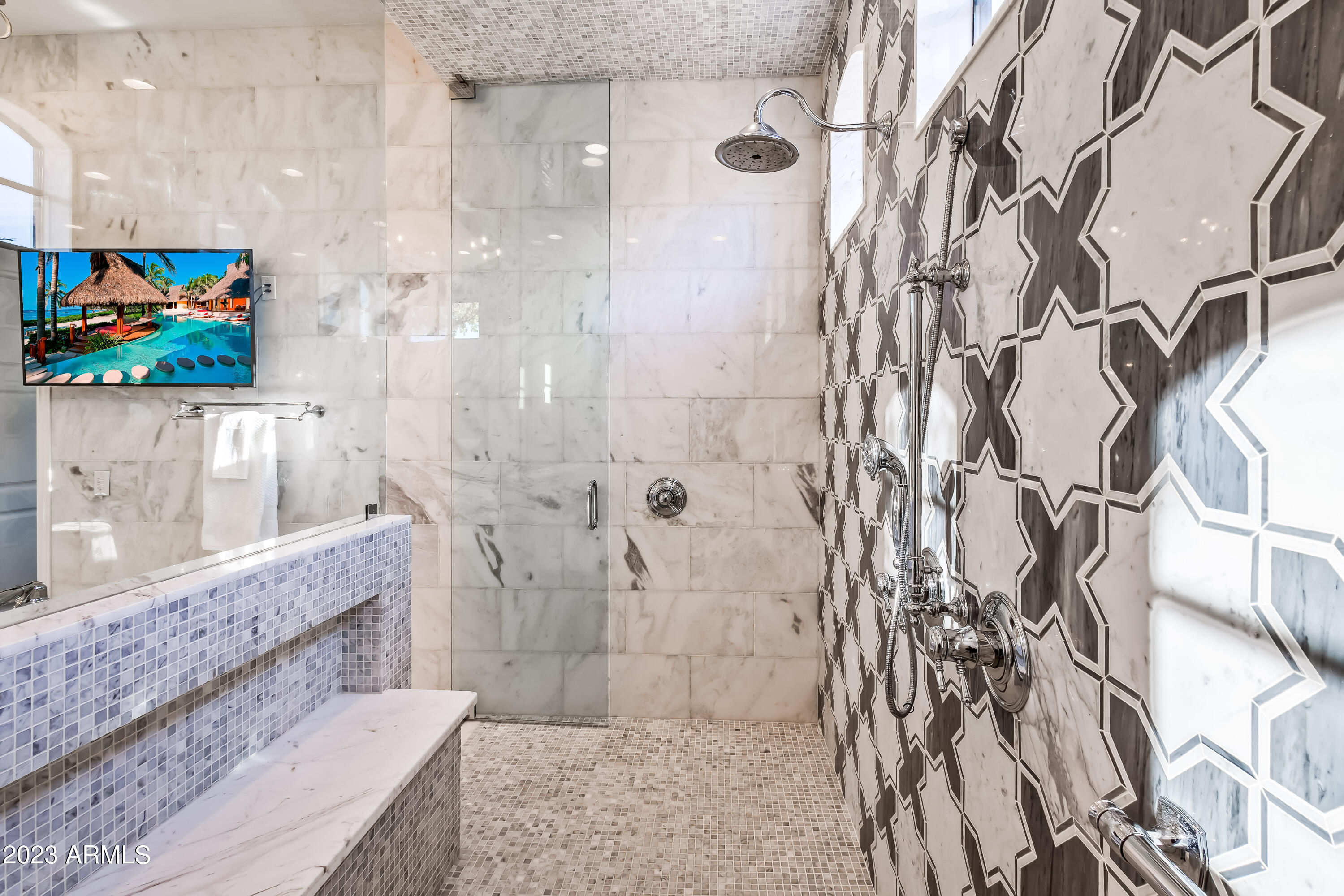 GROSSE POINTE HIGHLANDS - Residential