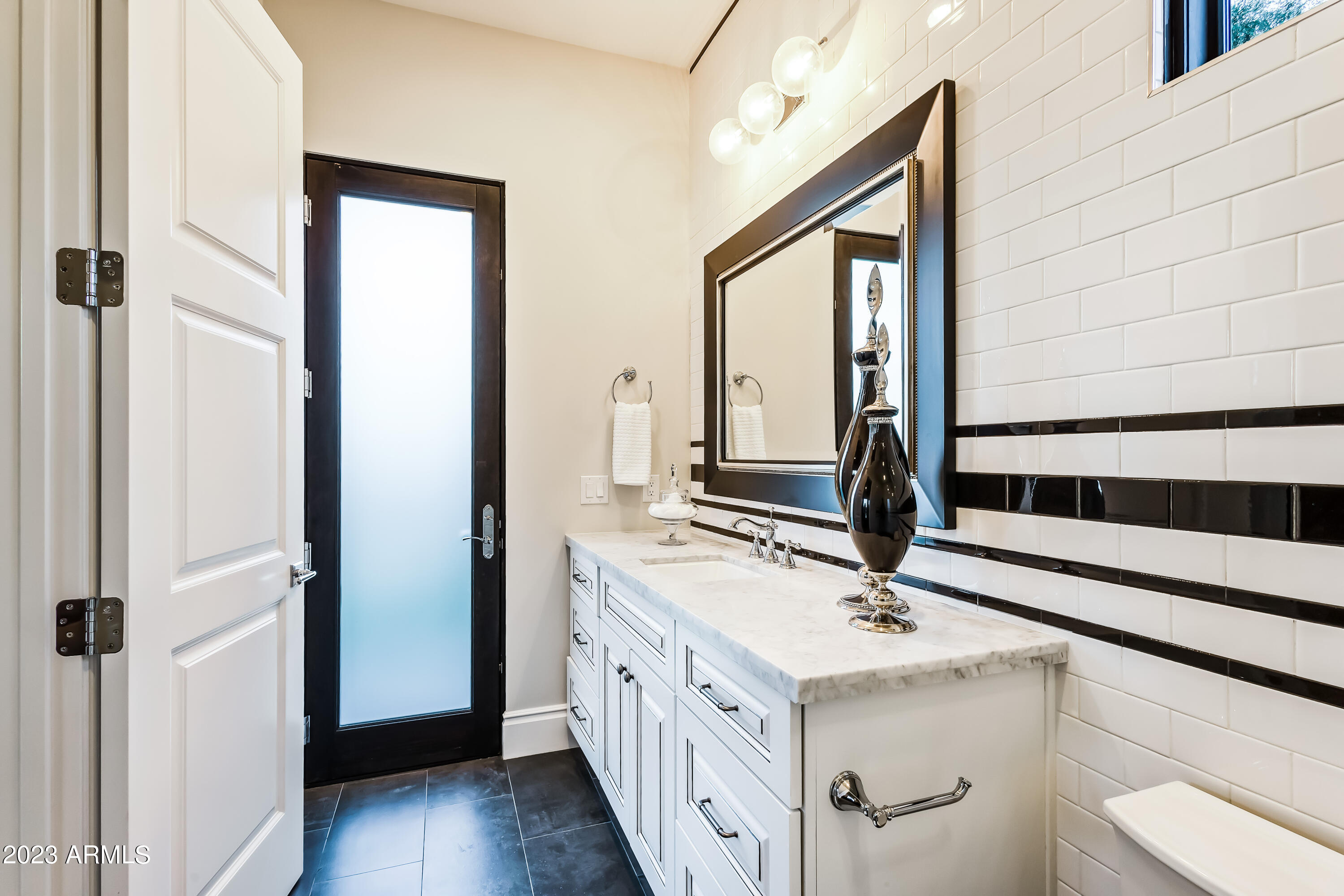 GROSSE POINTE HIGHLANDS - Residential
