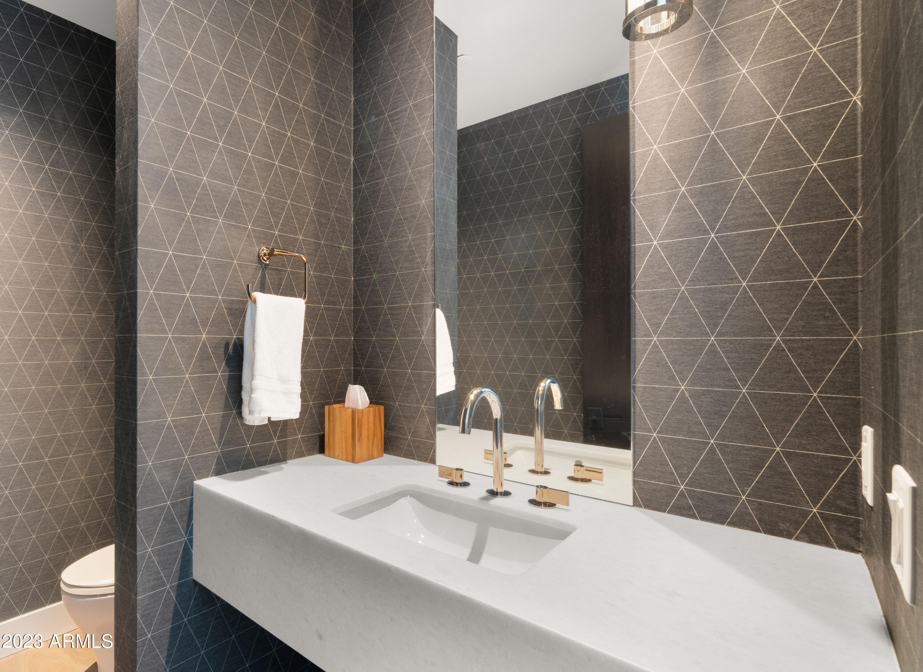 ASCENT AT THE PHOENICIAN GOLF VILLAS CONDOMINIUM - Residential