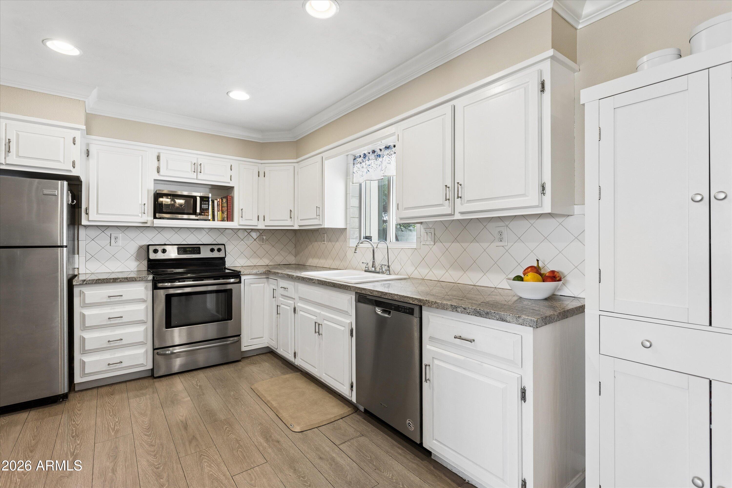 PALM LANE ESTATES LOTS 1-6 15-26 - Residential