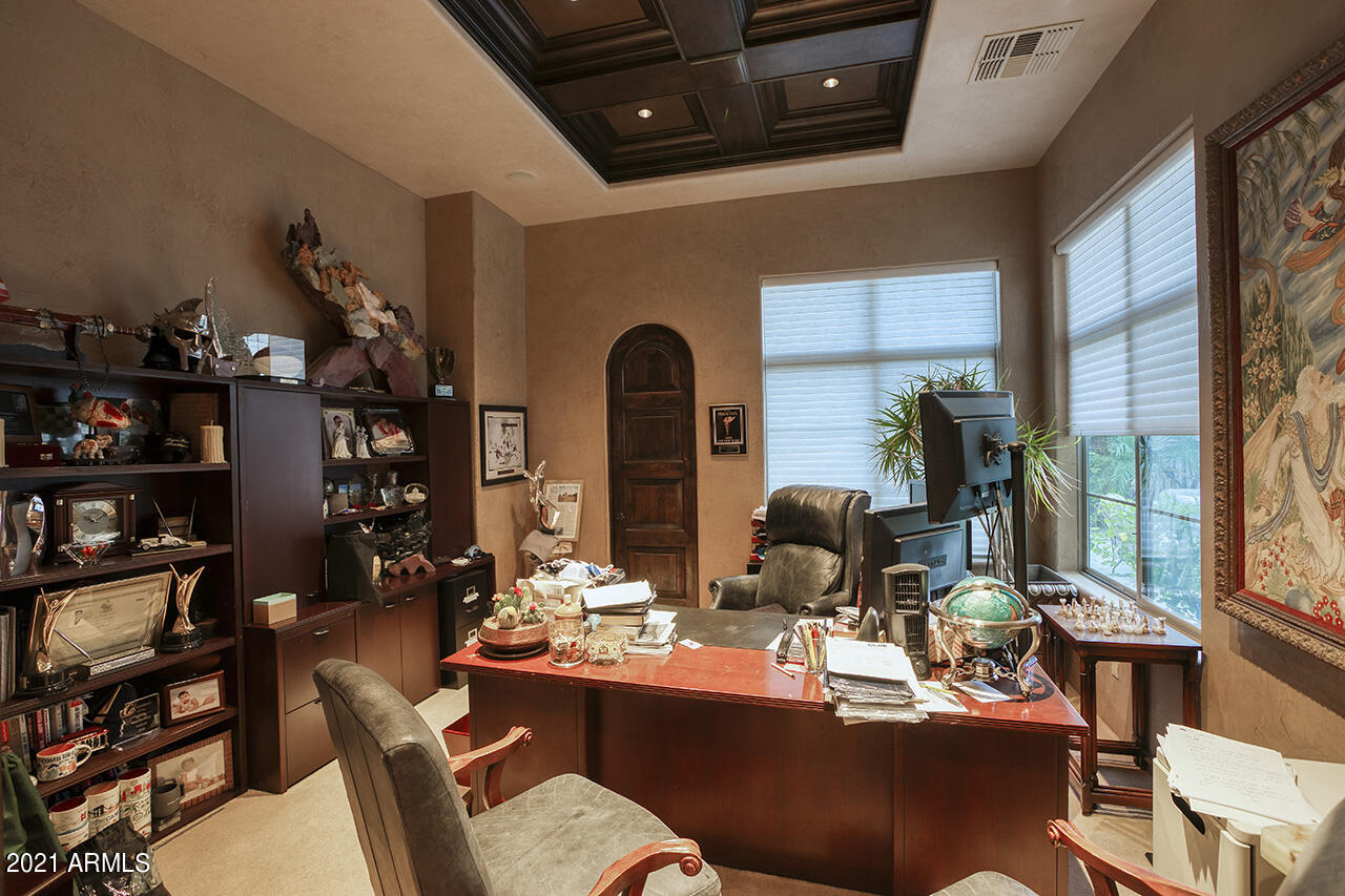 SAGUARO ESTATES - Residential