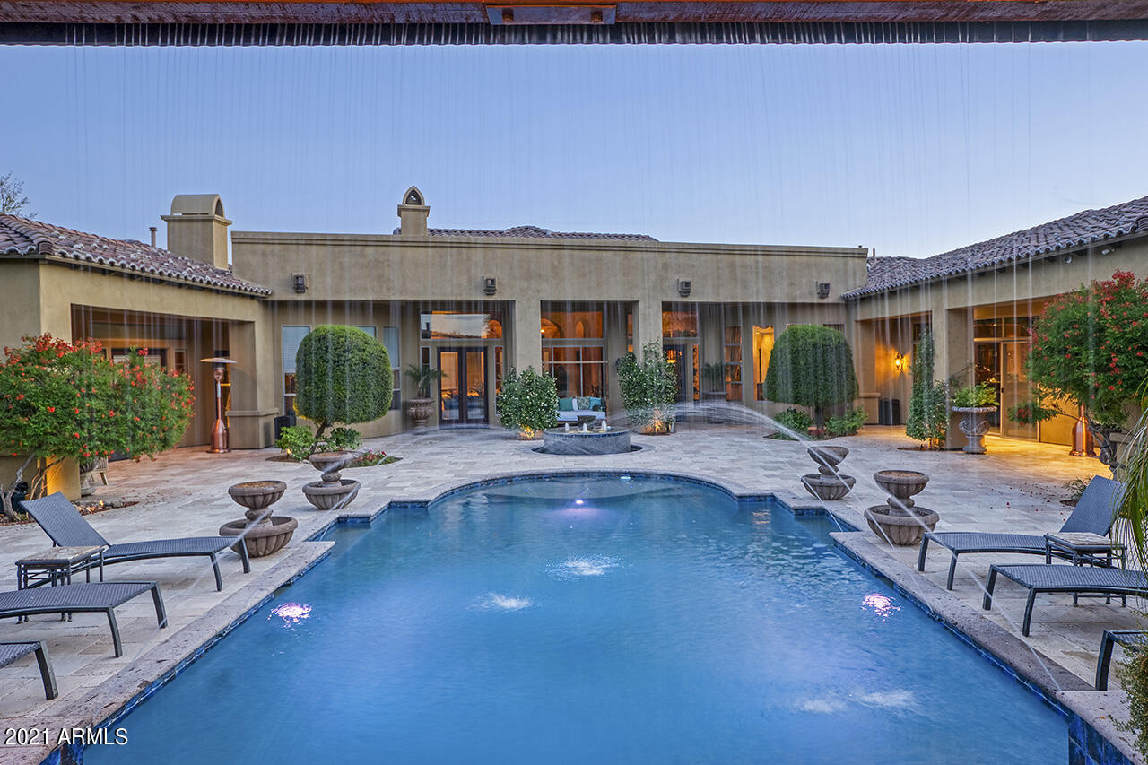 SAGUARO ESTATES - Residential
