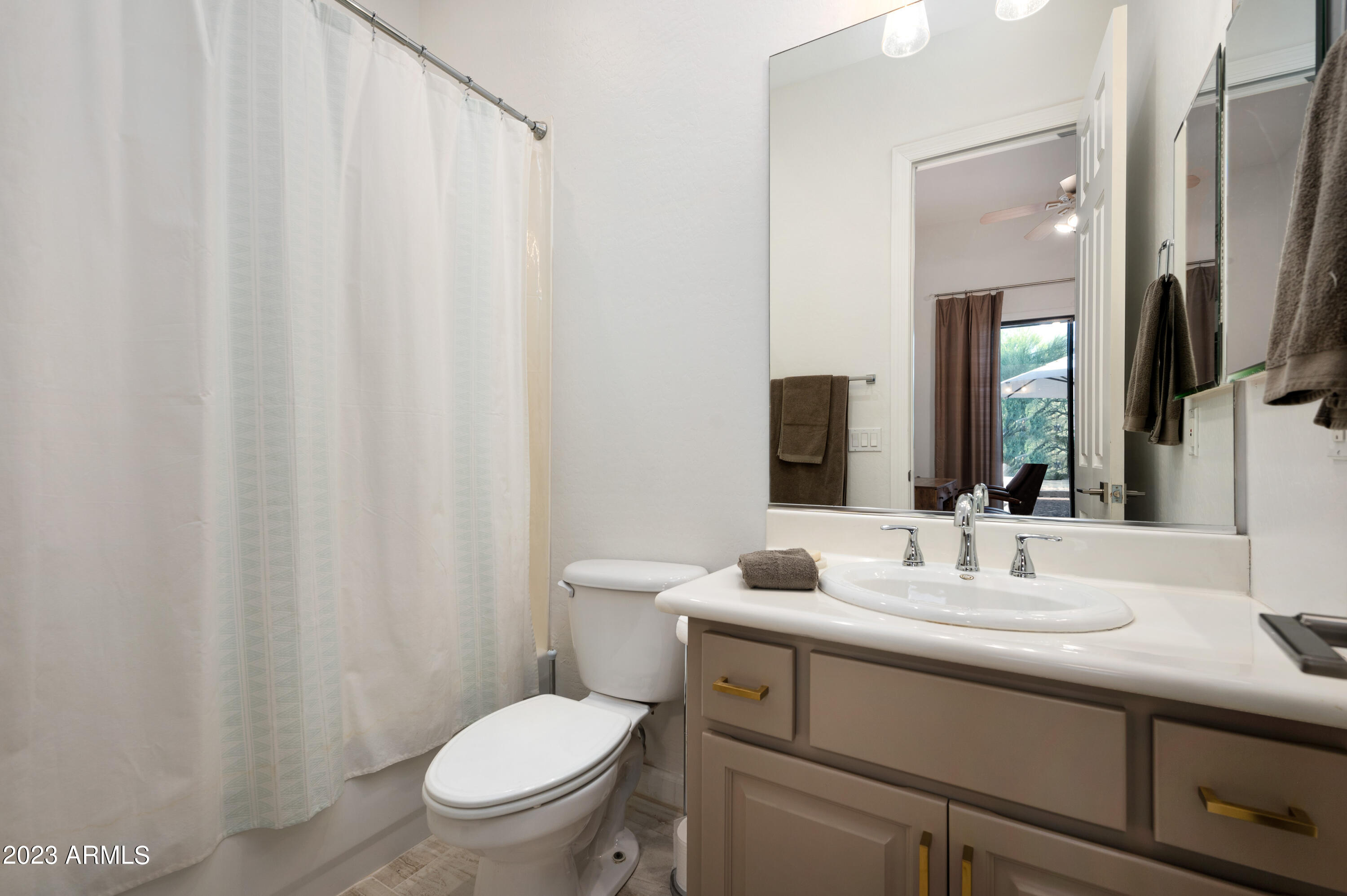 DC RANCH - Residential