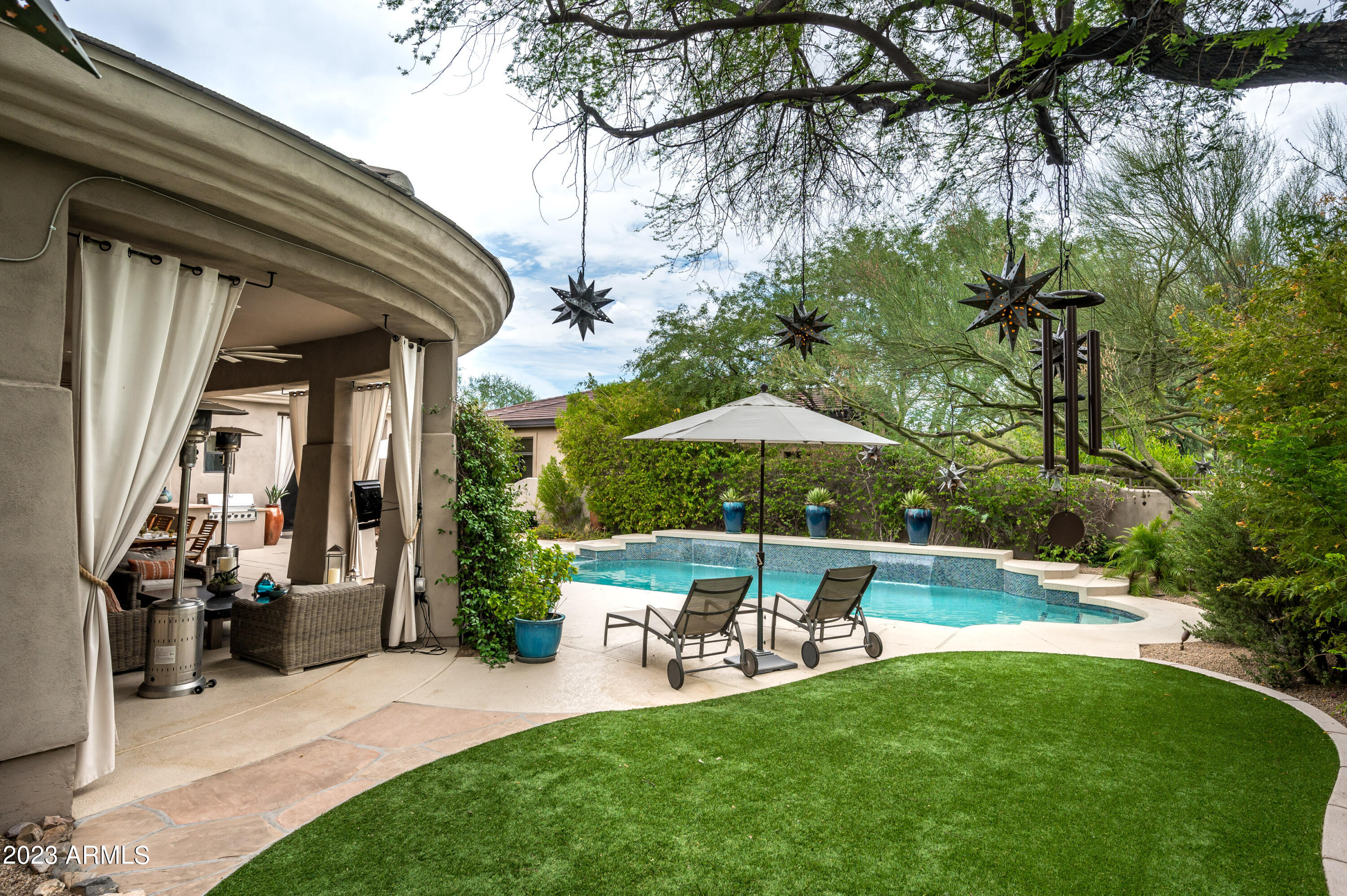 DC RANCH - Residential