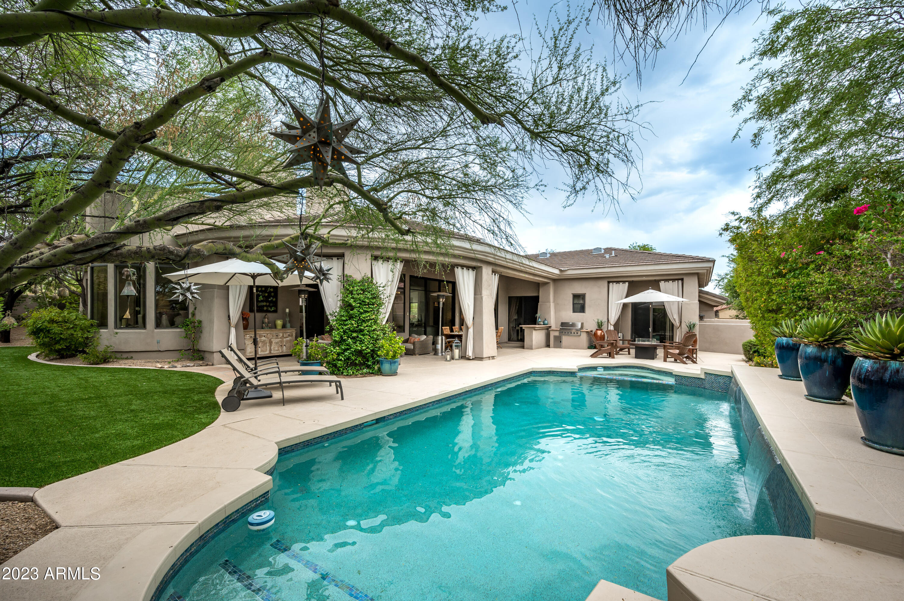 DC RANCH - Residential