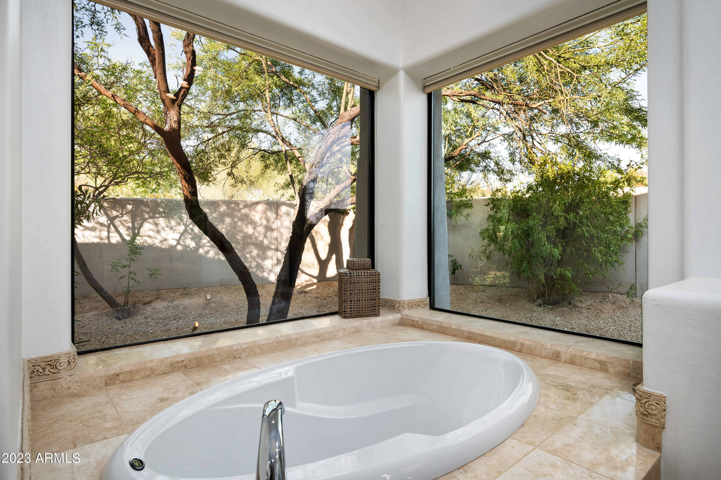 DC RANCH - Residential