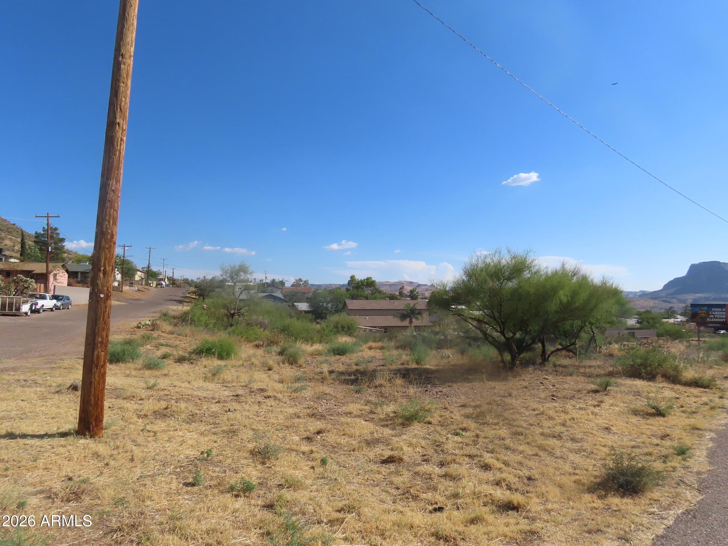 LOBB HEIGHTS - Land