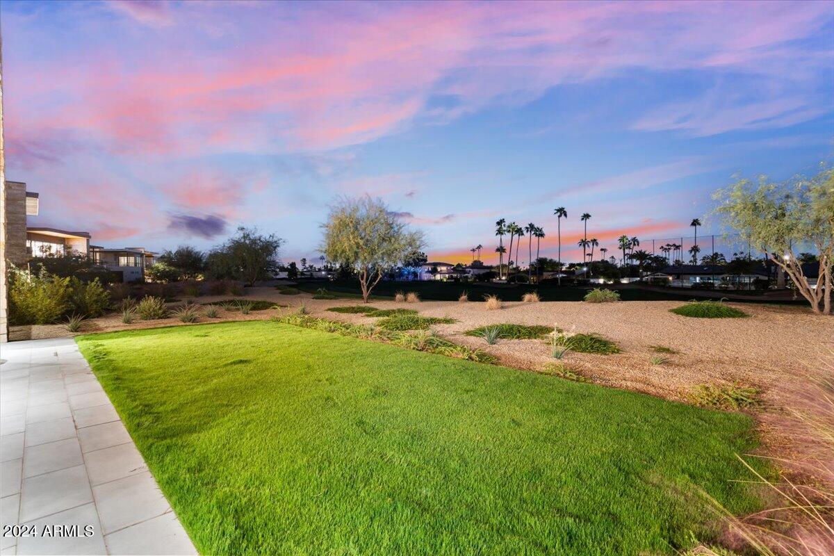 Ascent at the Phoenician Golf Villas - Residential