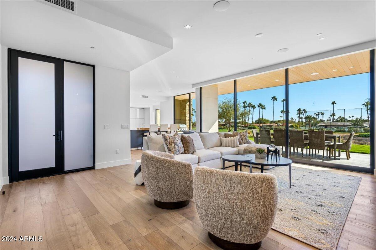 Ascent at the Phoenician Golf Villas - Residential