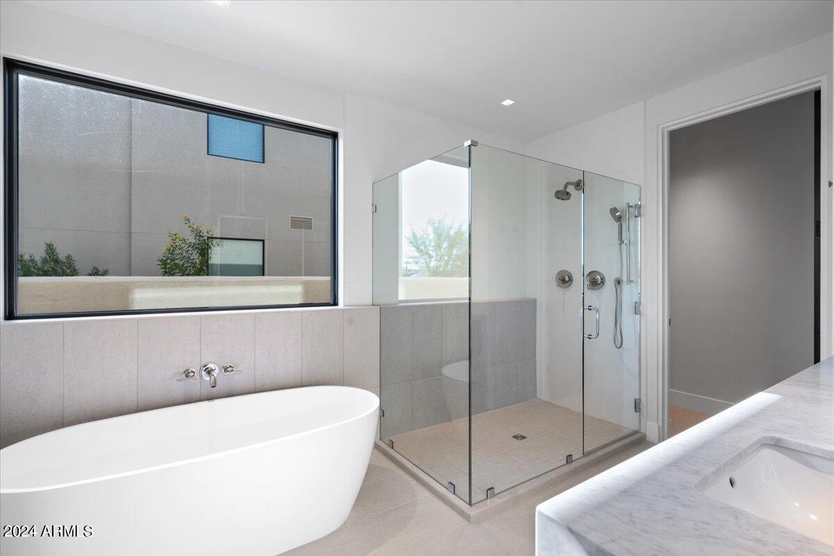 Ascent at the Phoenician Golf Villas - Residential