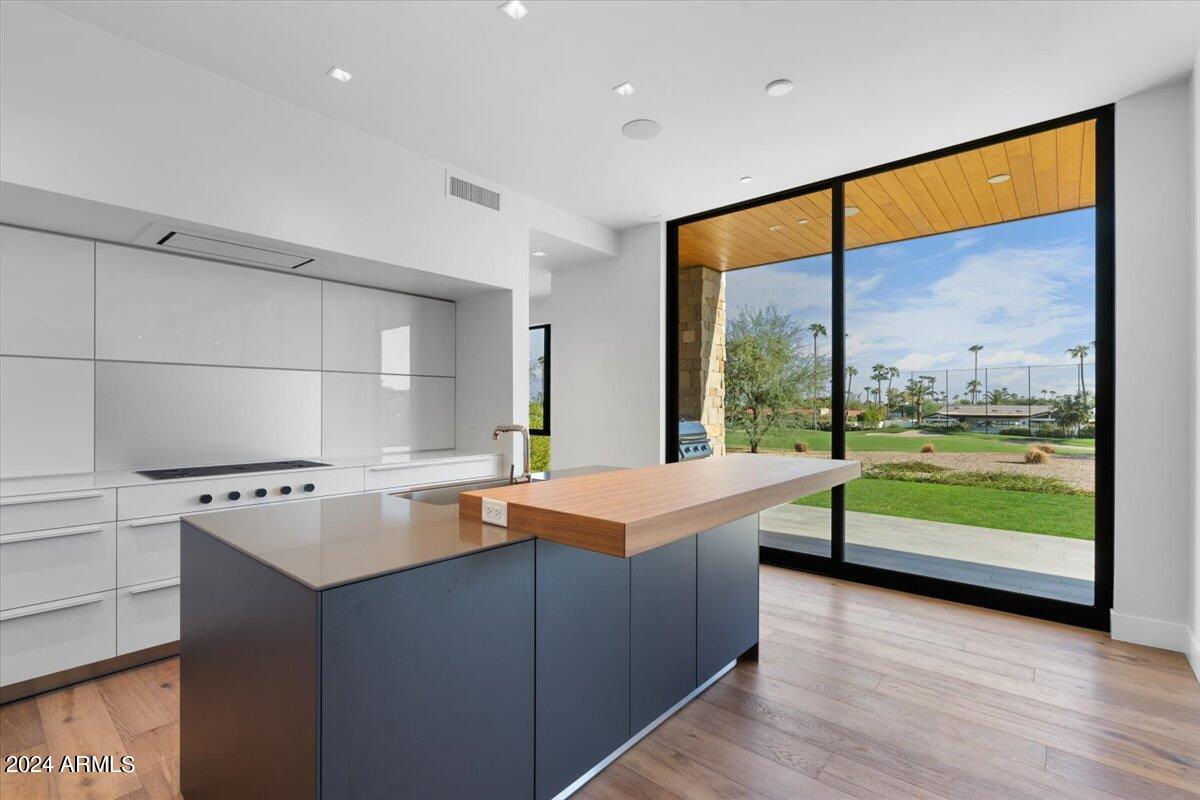 Ascent at the Phoenician Golf Villas - Residential