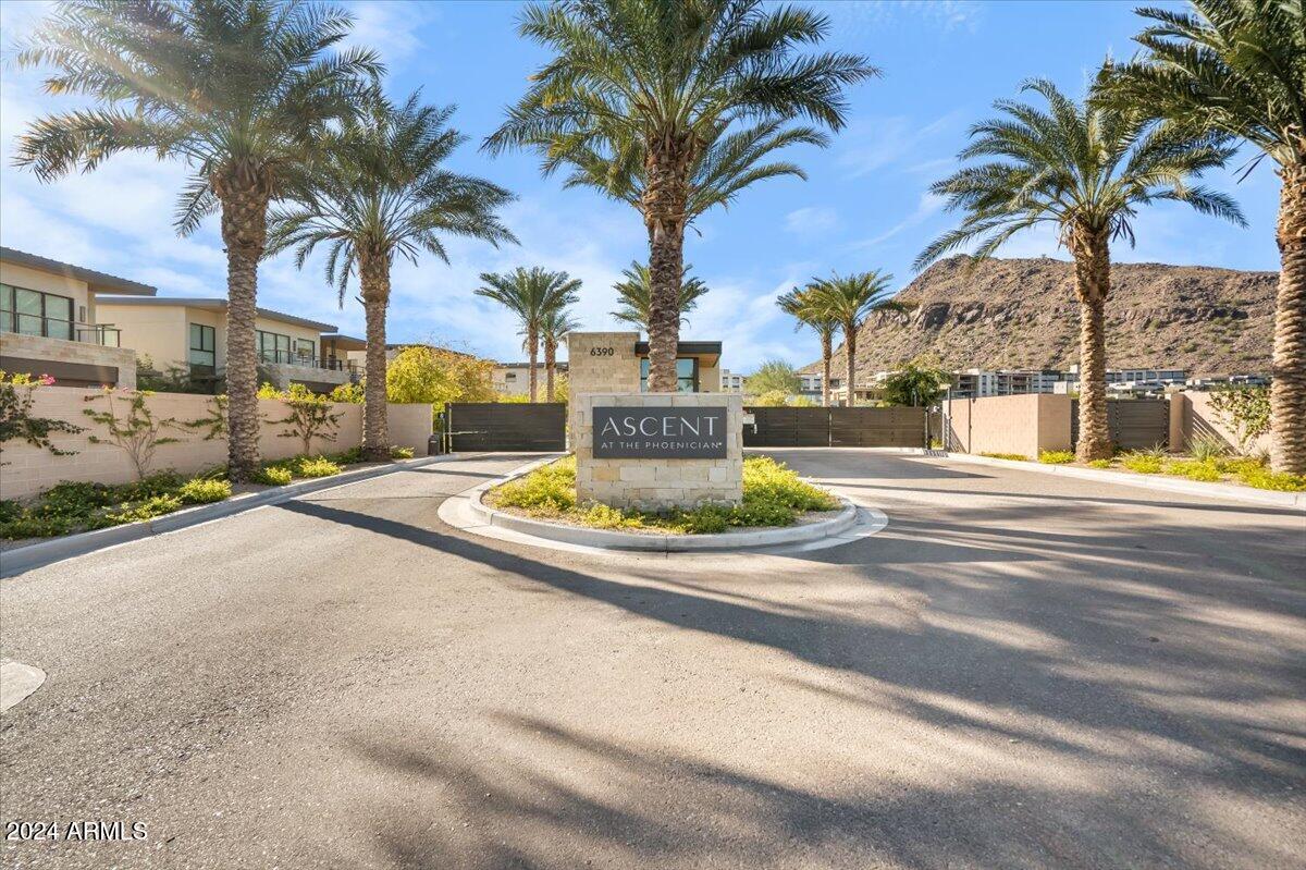 Ascent at the Phoenician Golf Villas - Residential