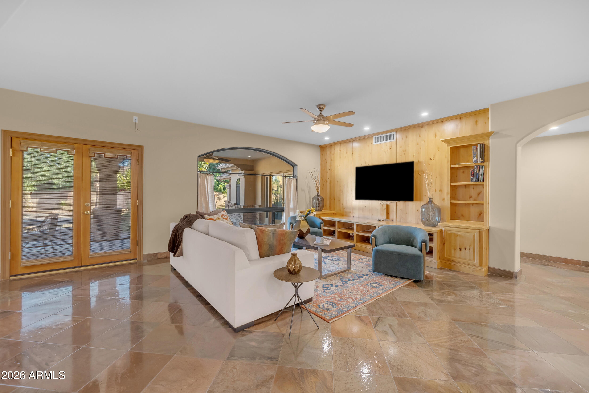 WARNER ESTATES - Residential