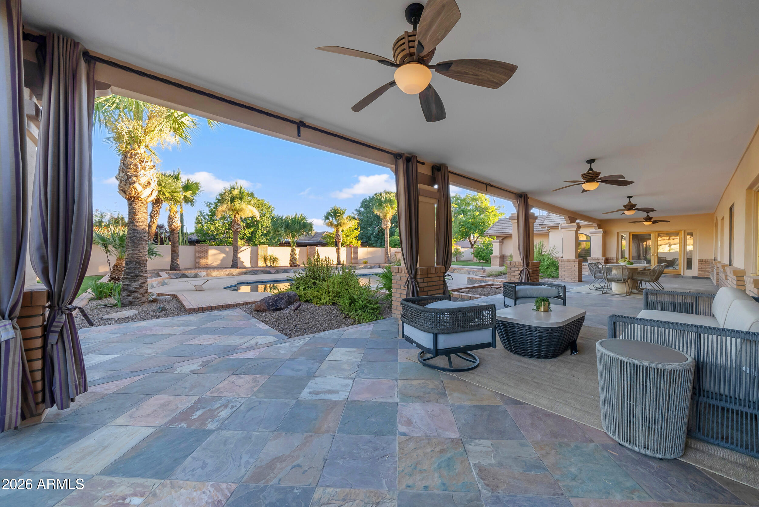 WARNER ESTATES - Residential