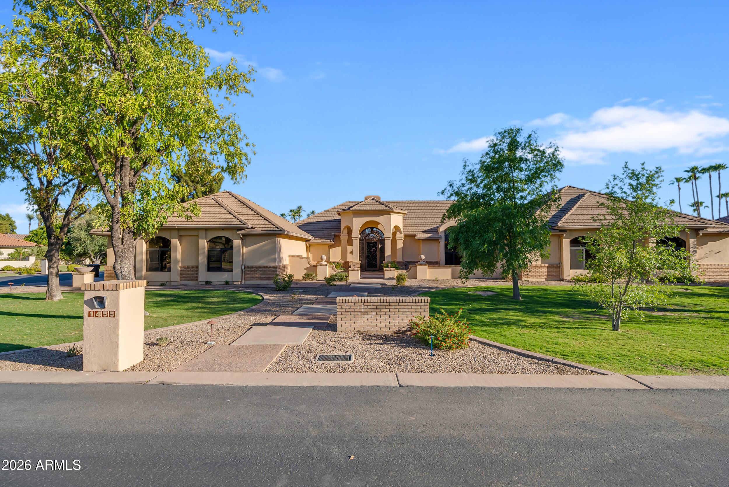 WARNER ESTATES - Residential