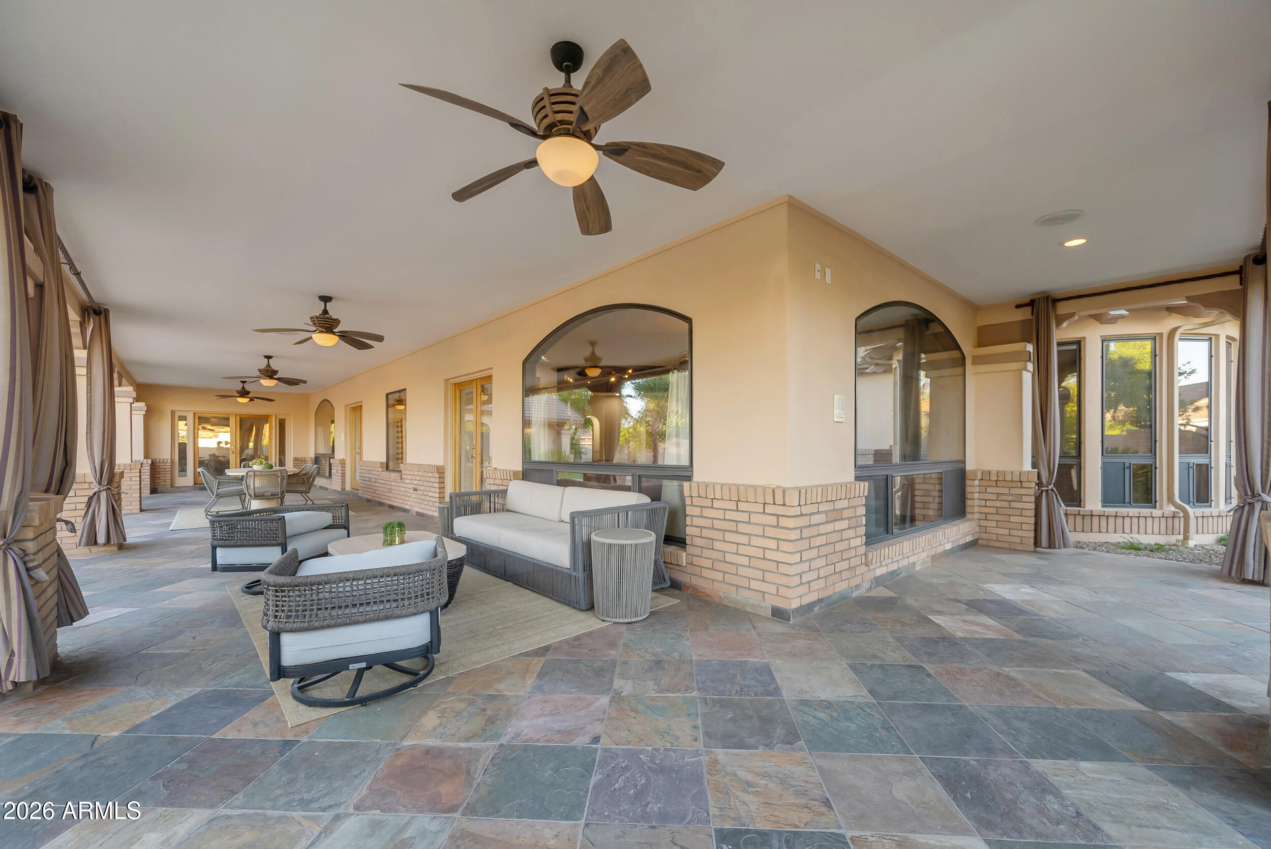 WARNER ESTATES - Residential